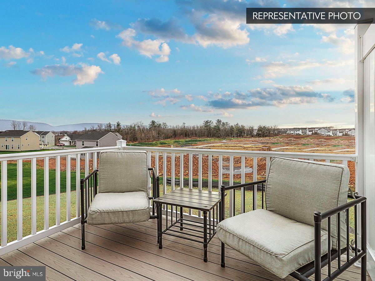 THE TOWNES AT HAMPDEN - Residential