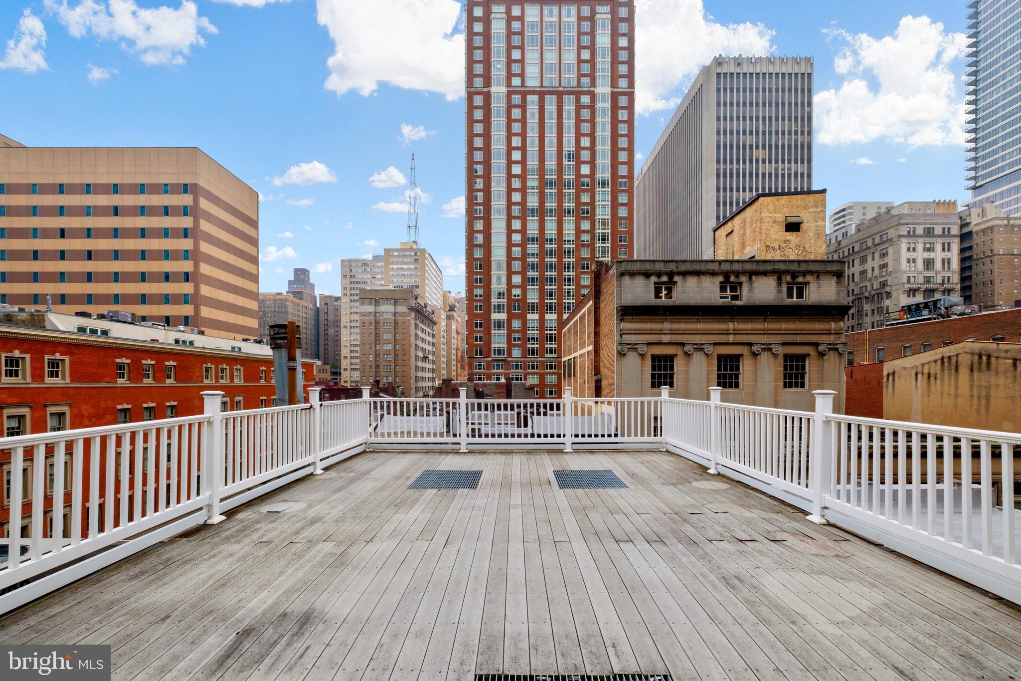 RITTENHOUSE SQUARE - Residential Lease