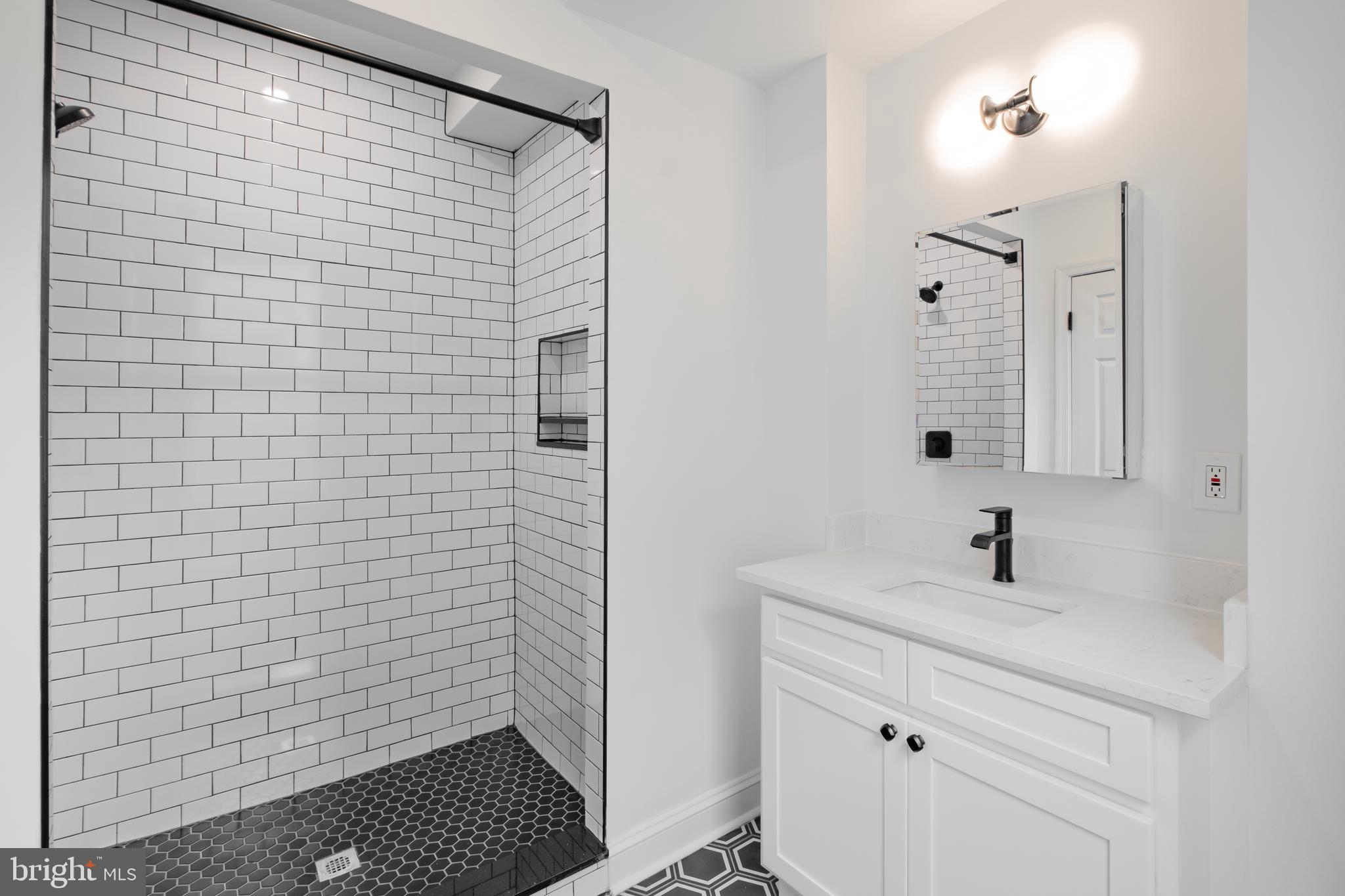 RITTENHOUSE SQUARE - Residential Lease