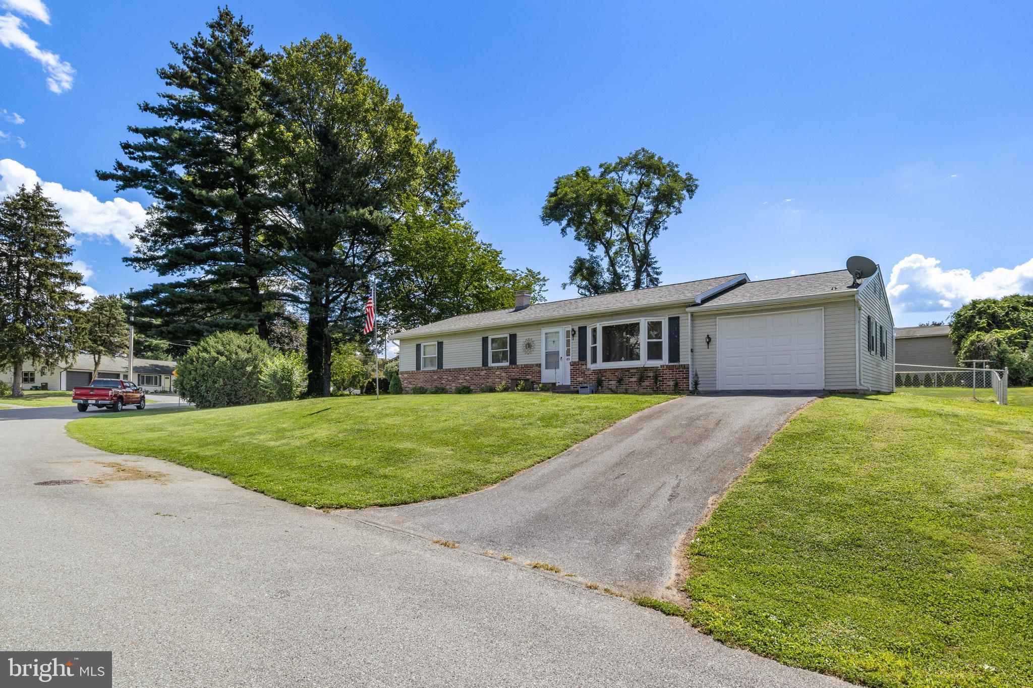 EAST DONEGAL TWP - Residential