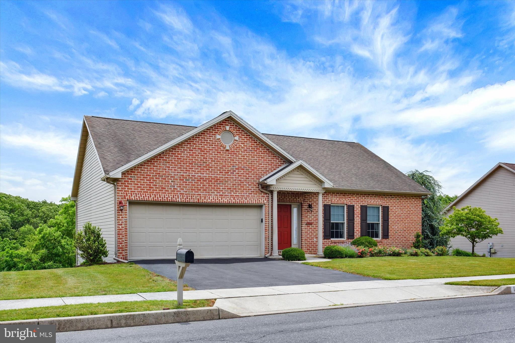 WHELAN CROSSING - Residential