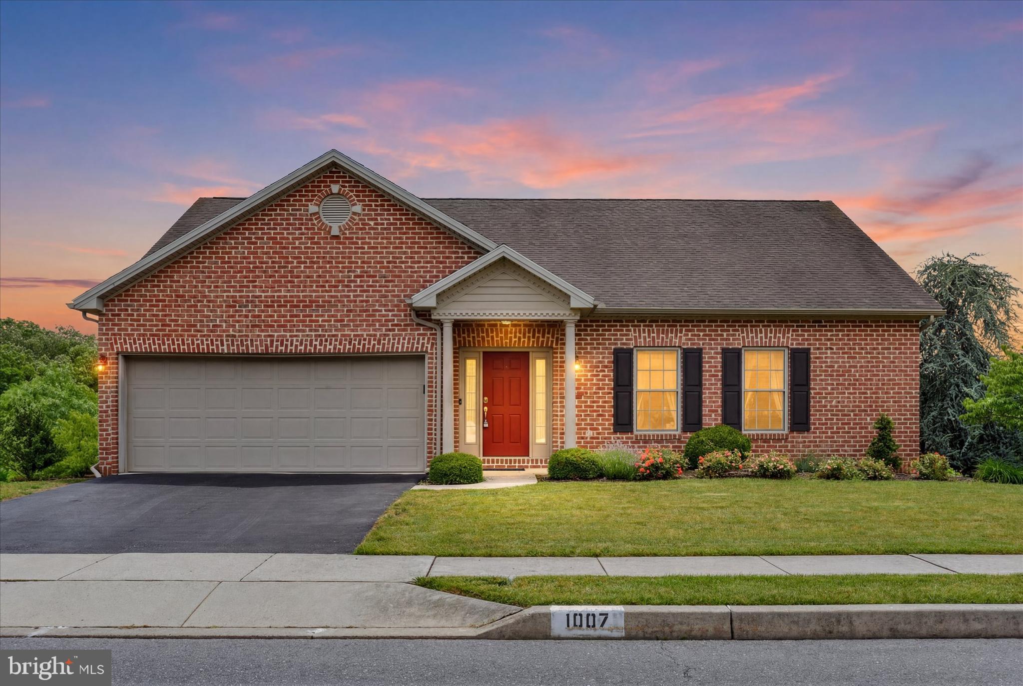 WHELAN CROSSING - Residential