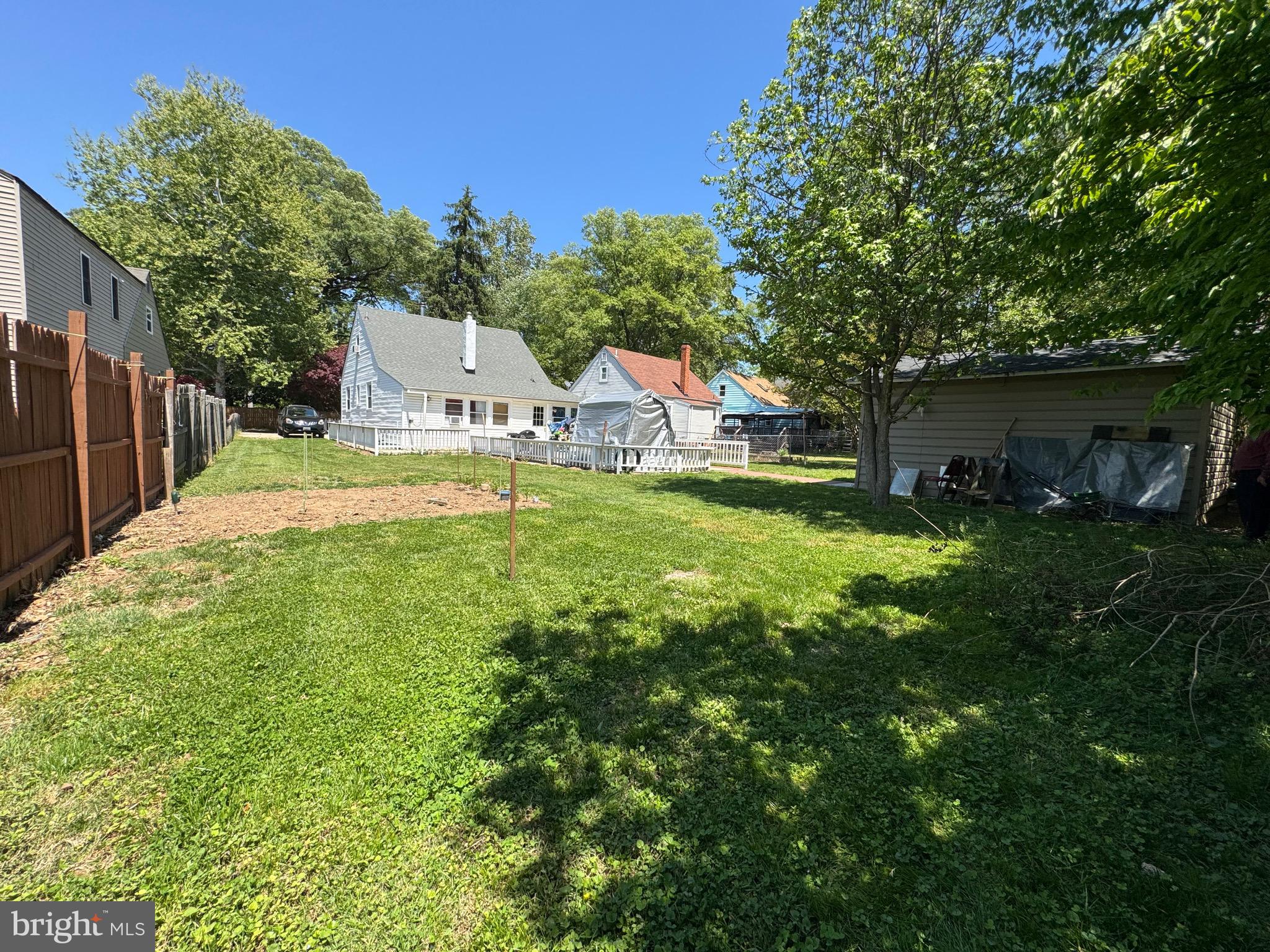 RIVERDALE PARK - Residential