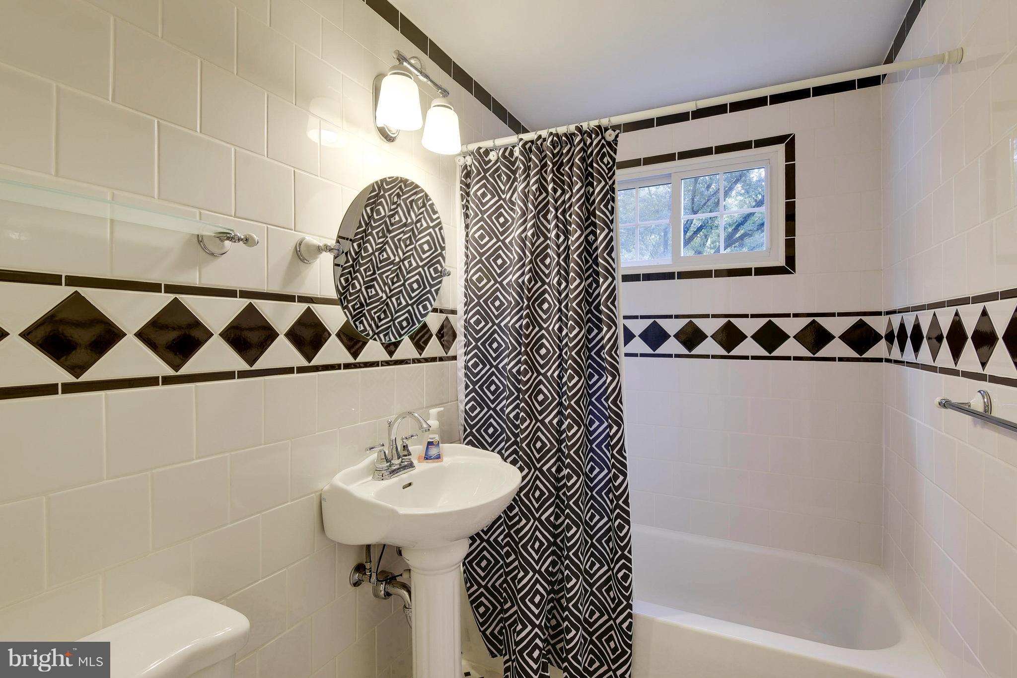 KINGS PARK WEST - Residential