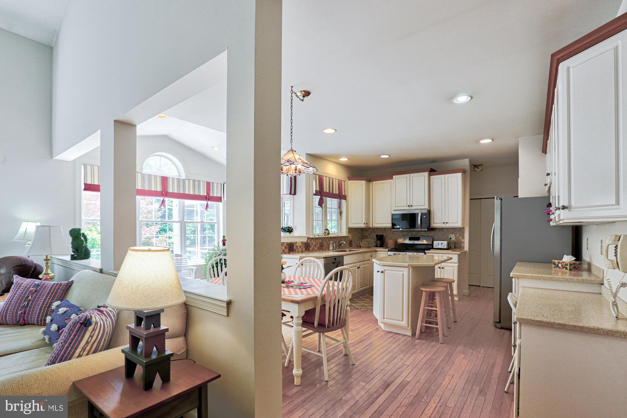 FALCONS LAIR - Residential