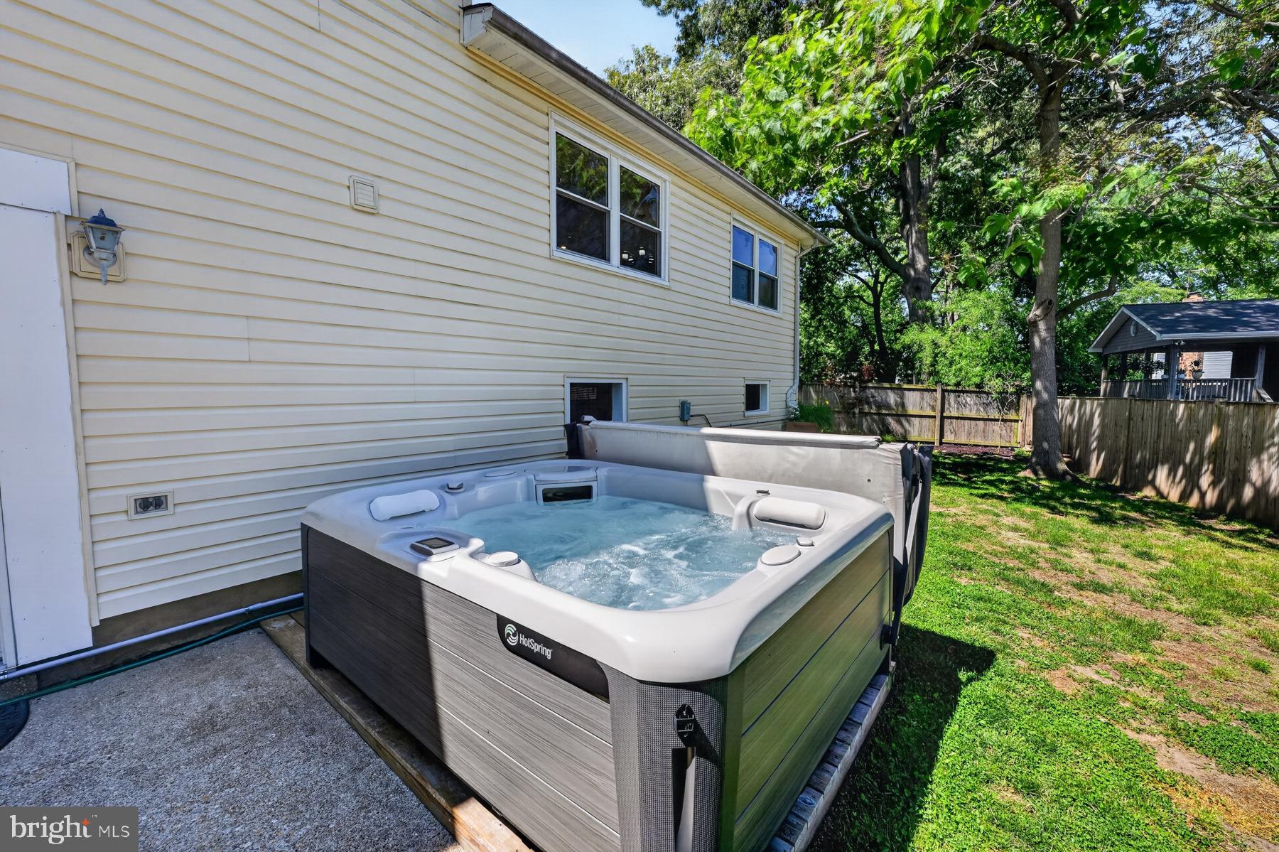SPRIGGS COVE - Residential
