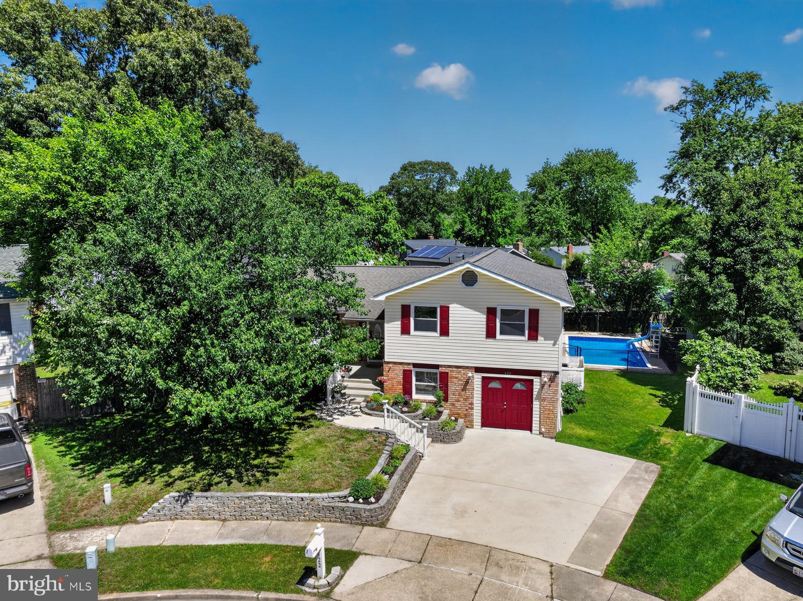 SPRIGGS COVE - Residential