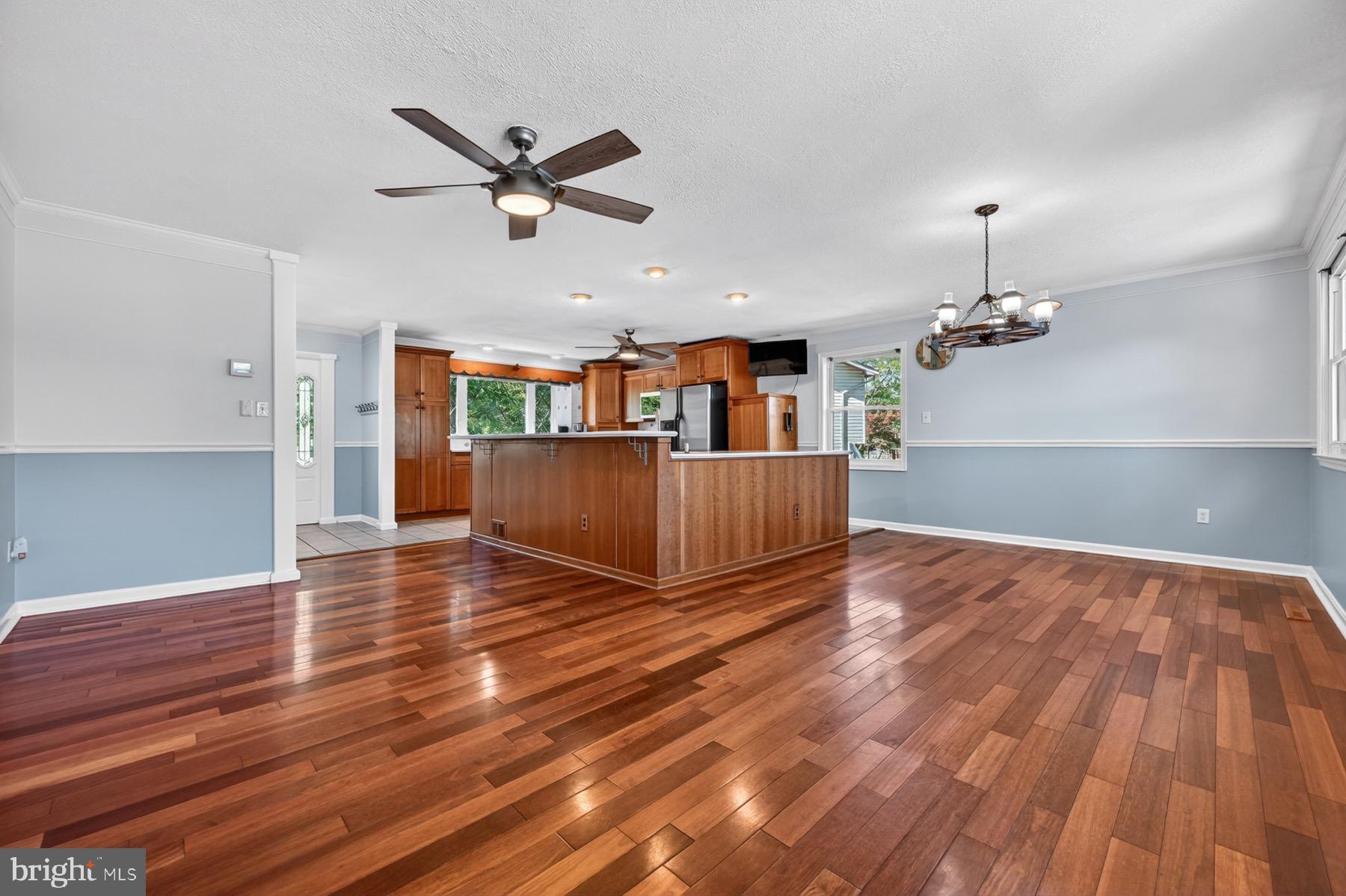 SPRIGGS COVE - Residential