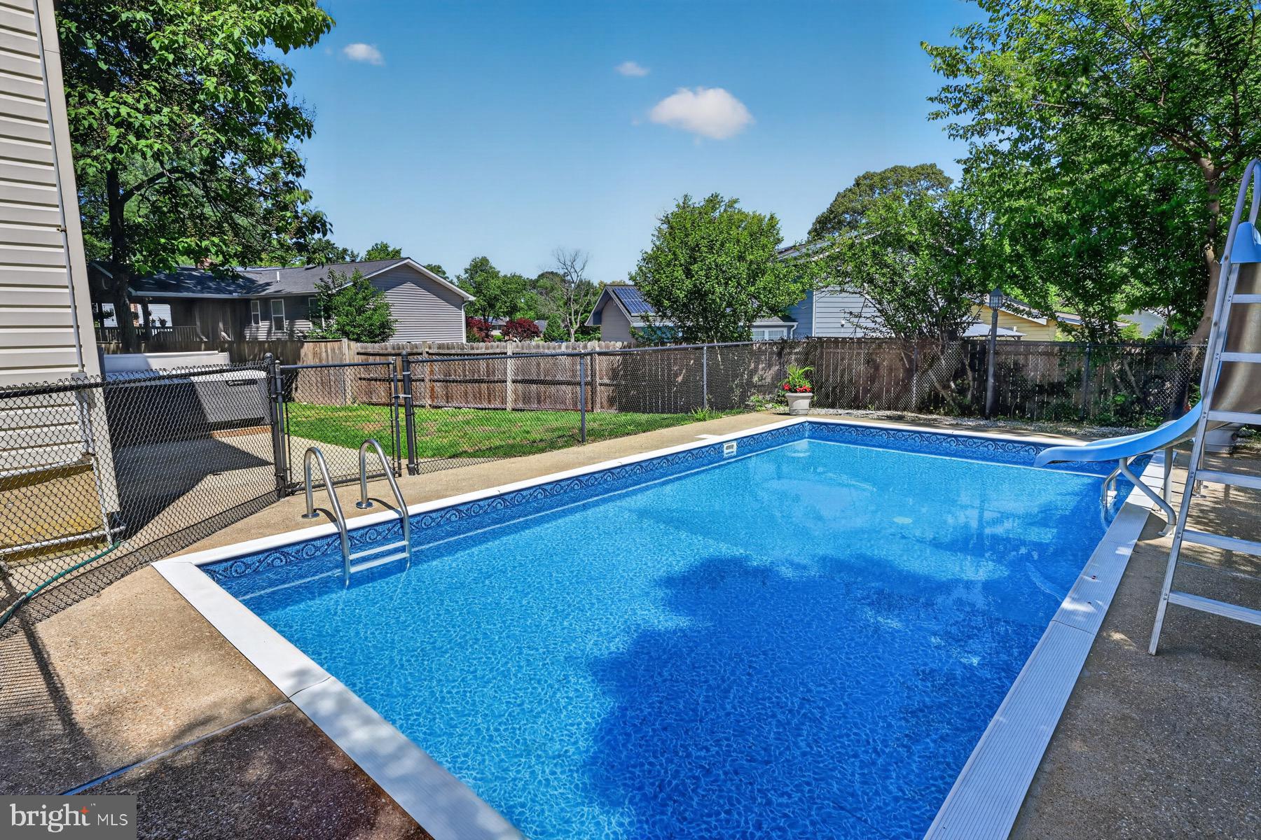 SPRIGGS COVE - Residential