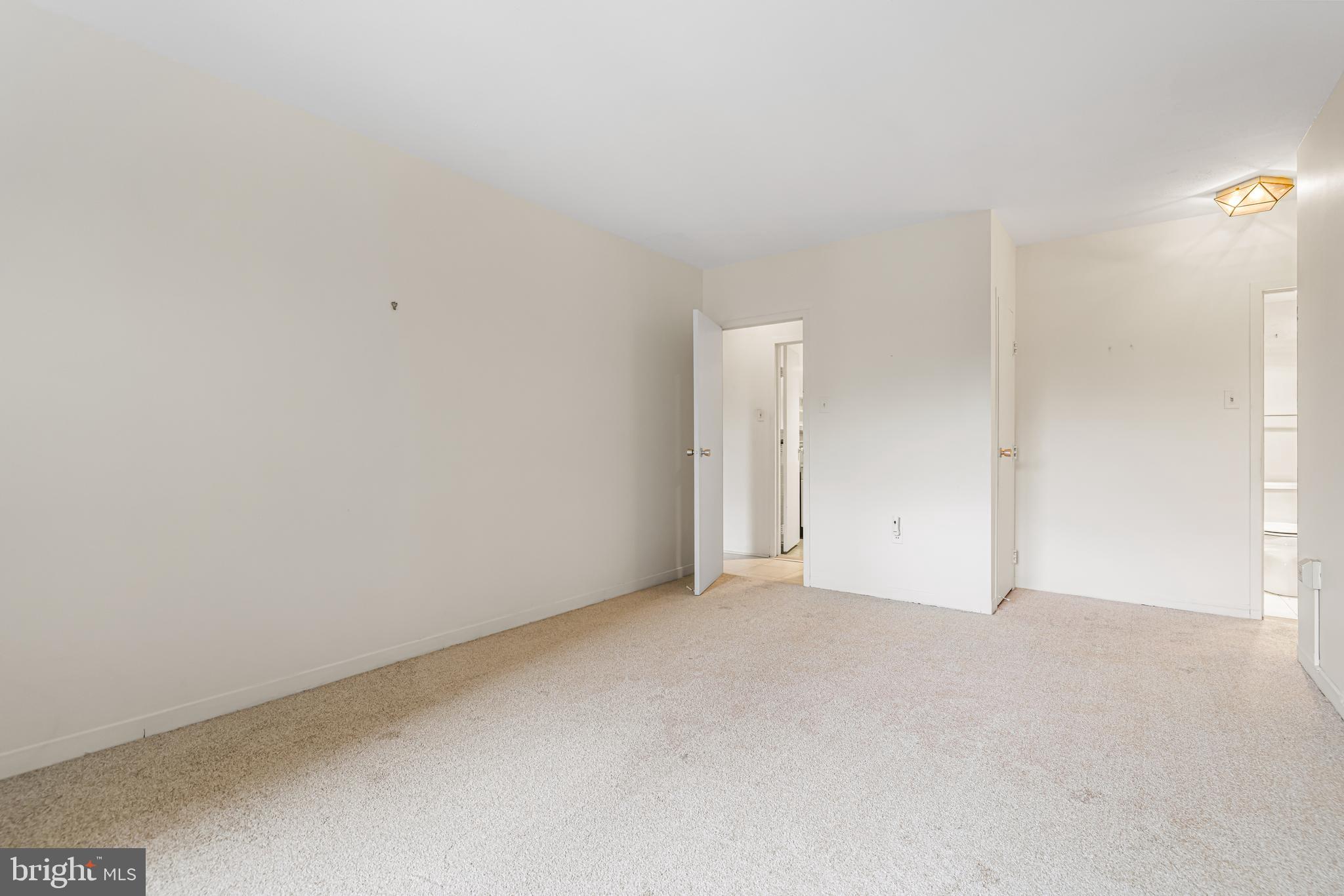 ELKINS PARK HOUSE - Residential