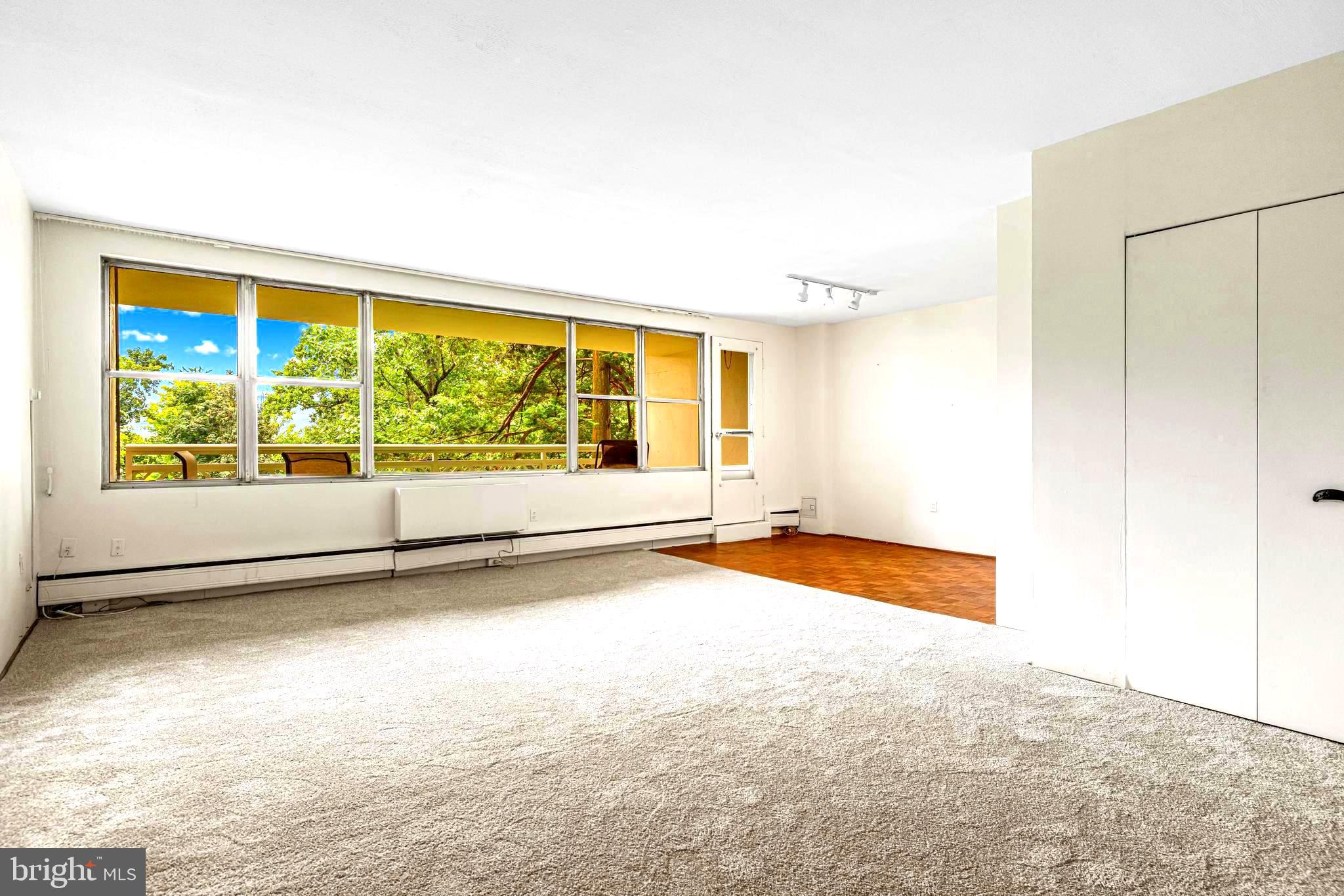 ELKINS PARK HOUSE - Residential