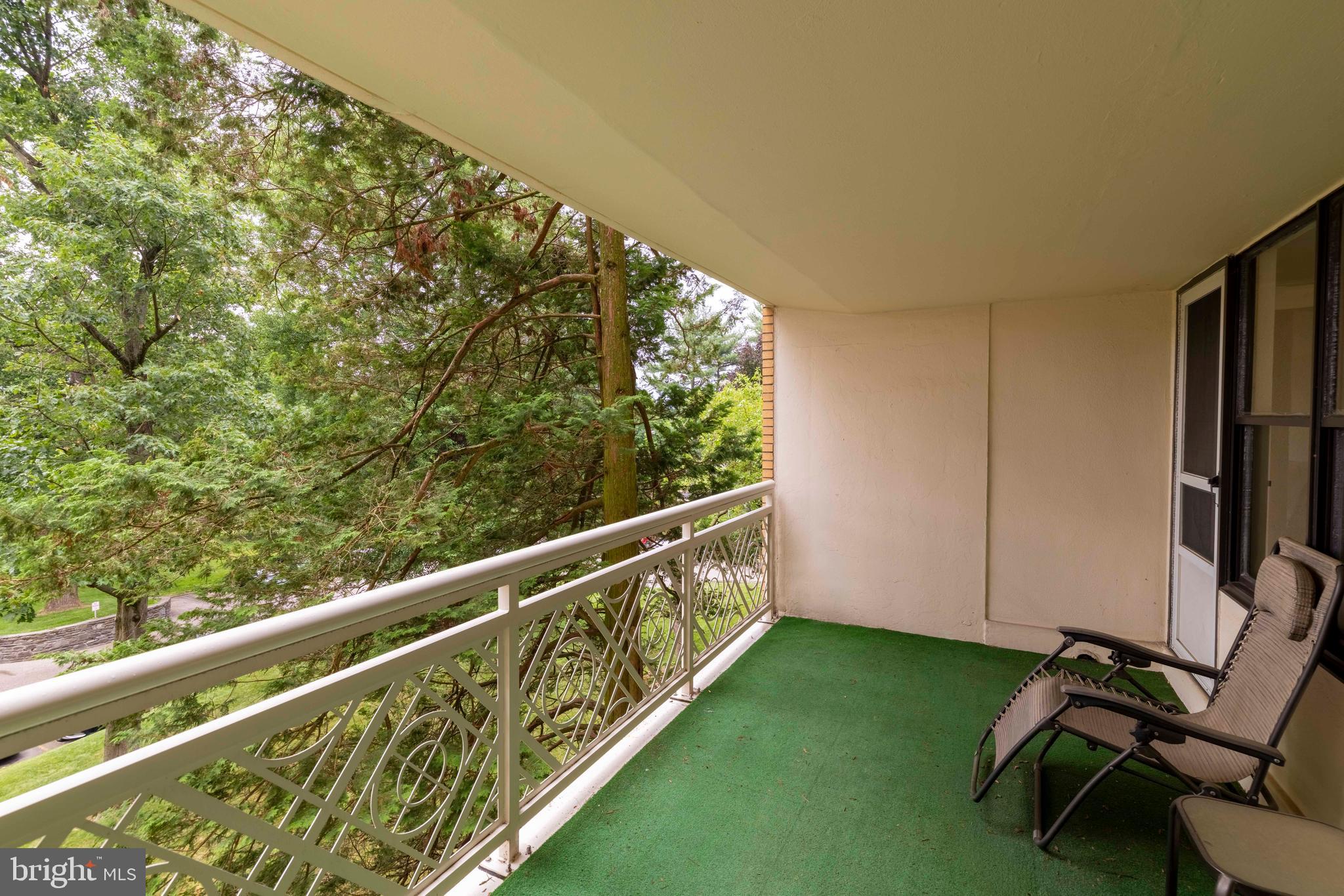 ELKINS PARK HOUSE - Residential
