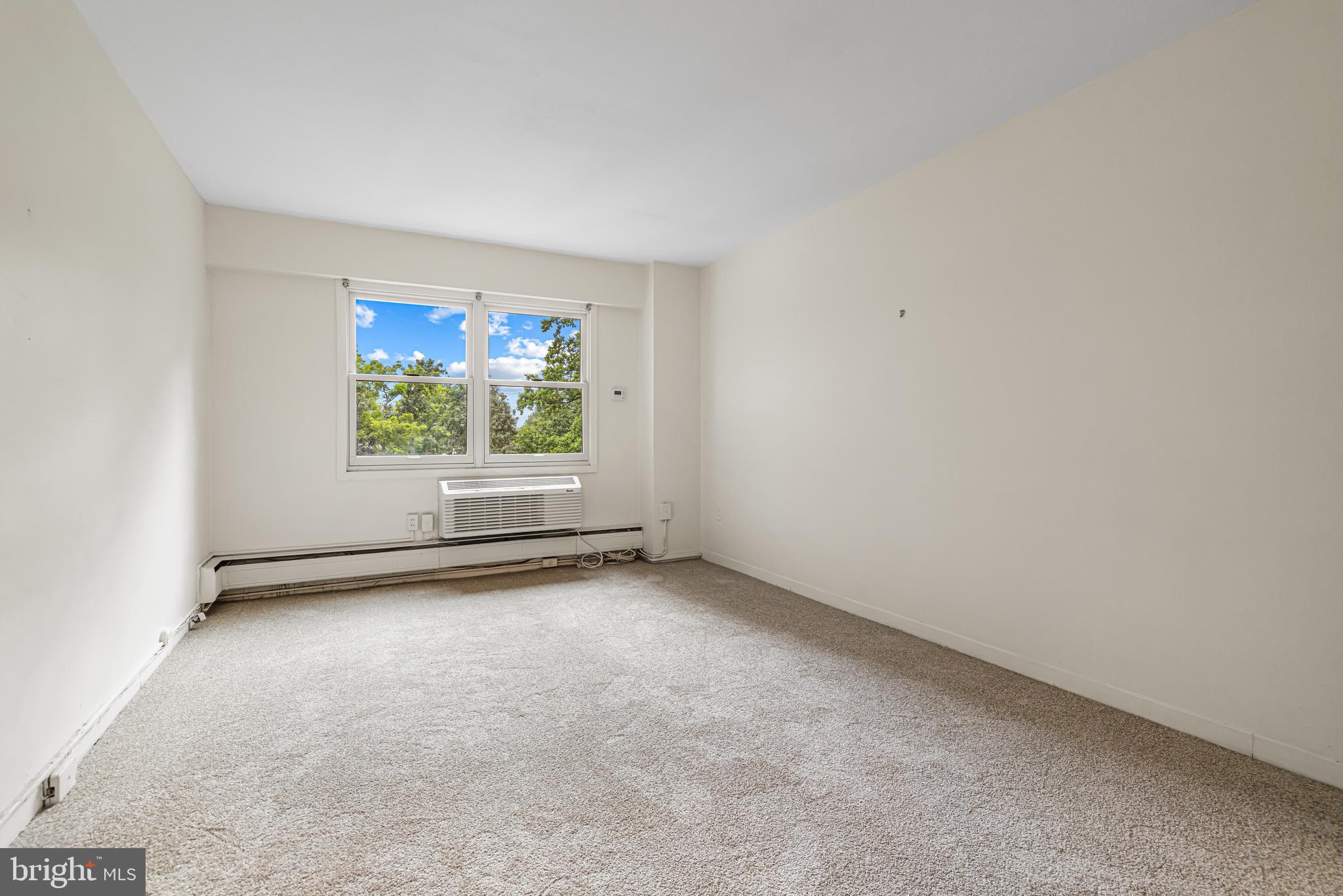 ELKINS PARK HOUSE - Residential