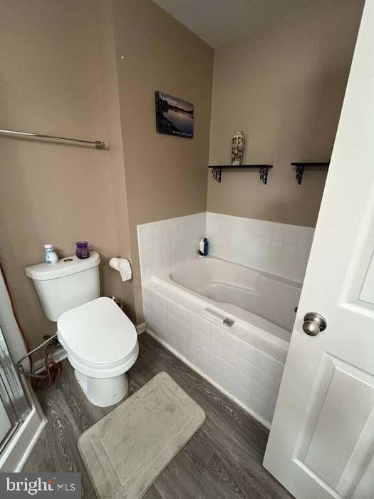 BROOKLAND MANOR - Residential Lease