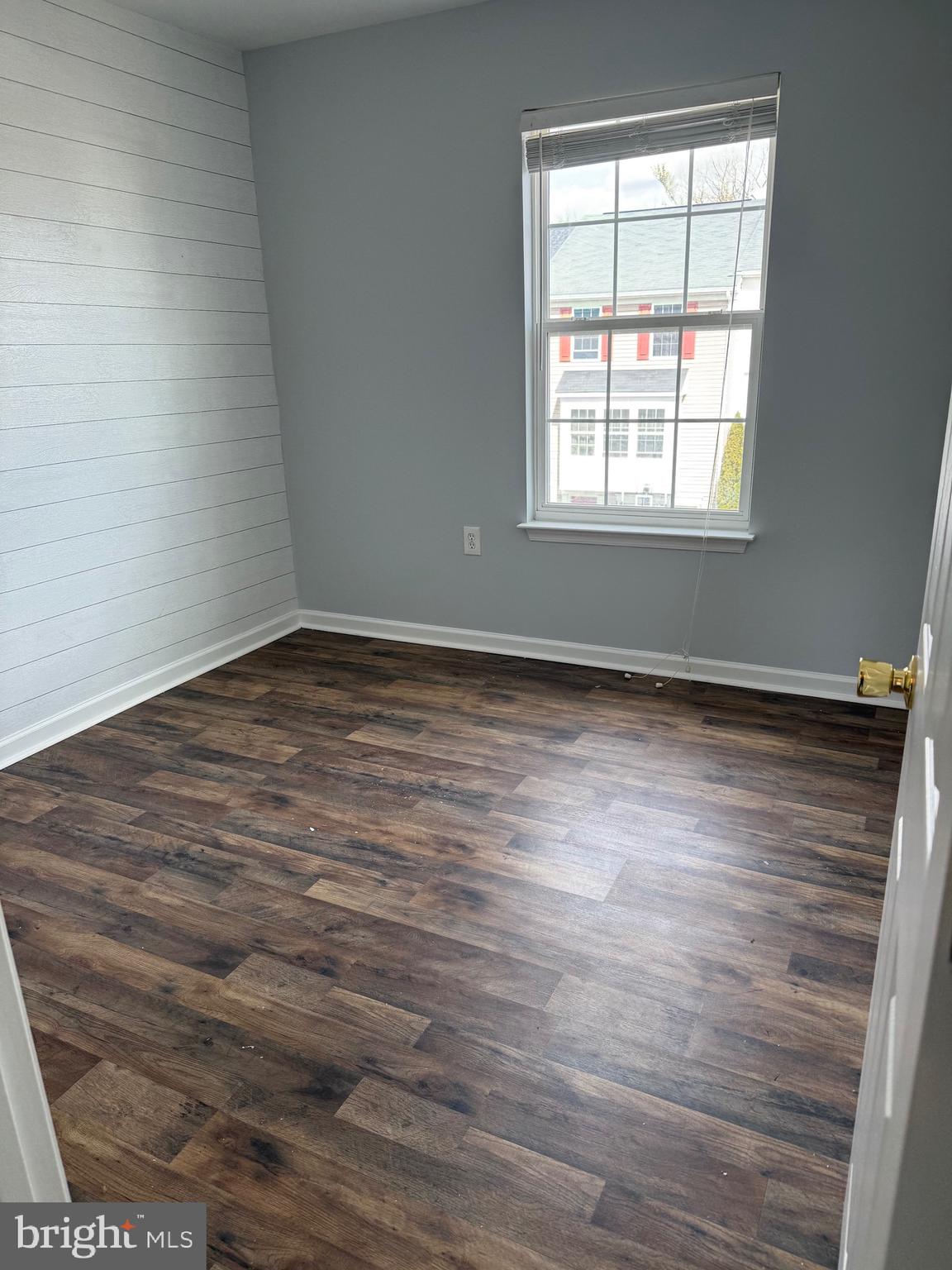 BROOKLAND MANOR - Residential Lease