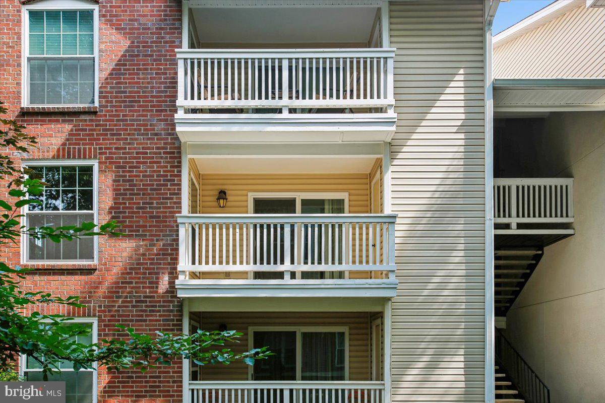 FOUNTAINS AT MCLEAN - Residential