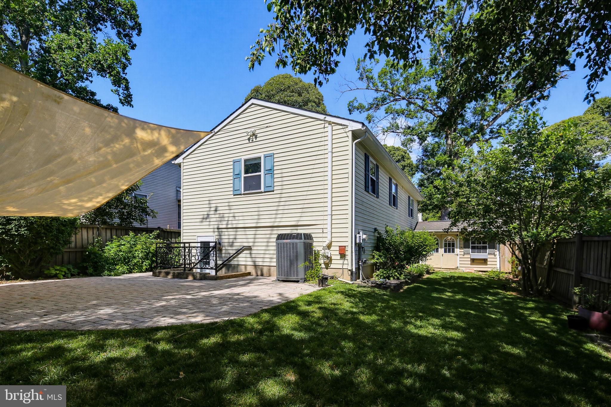 CARROLLTON MANOR - Residential