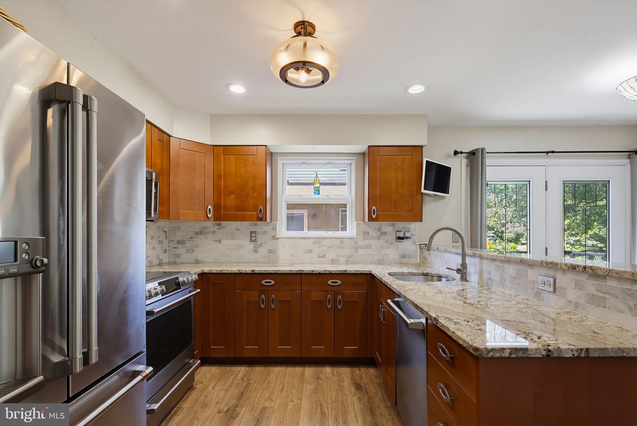 CARROLLTON MANOR - Residential
