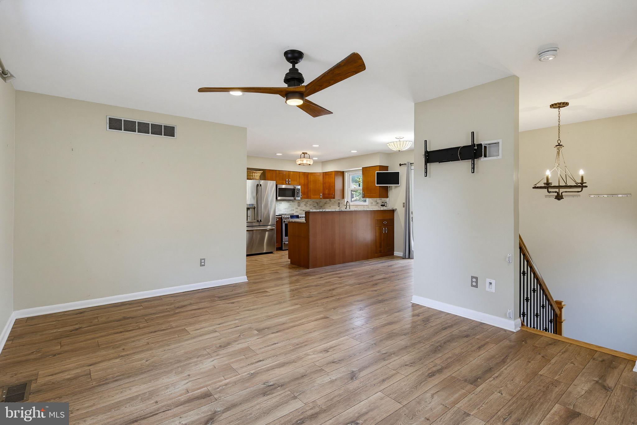 CARROLLTON MANOR - Residential