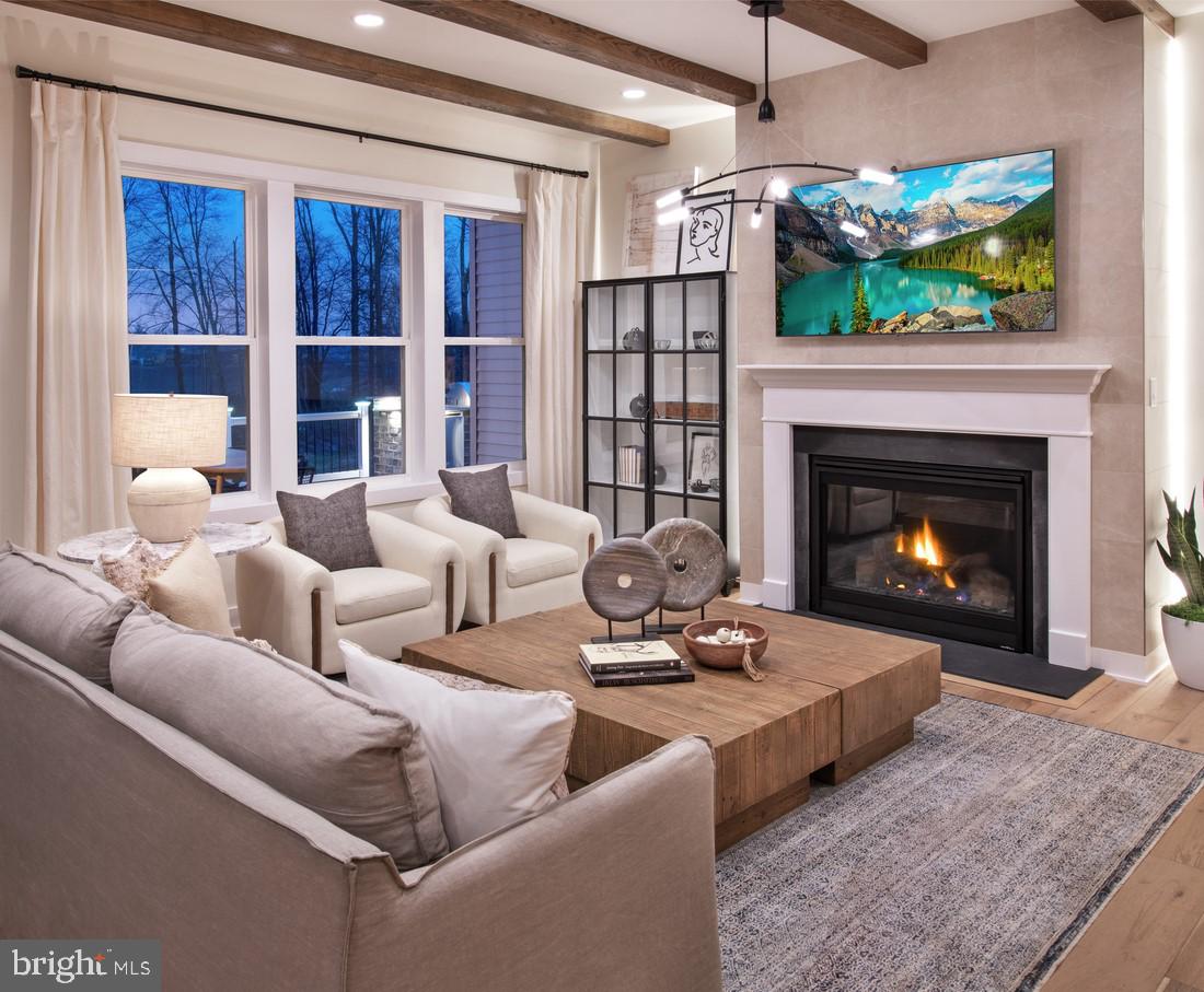 REGENCY AT WATERSIDE - Residential