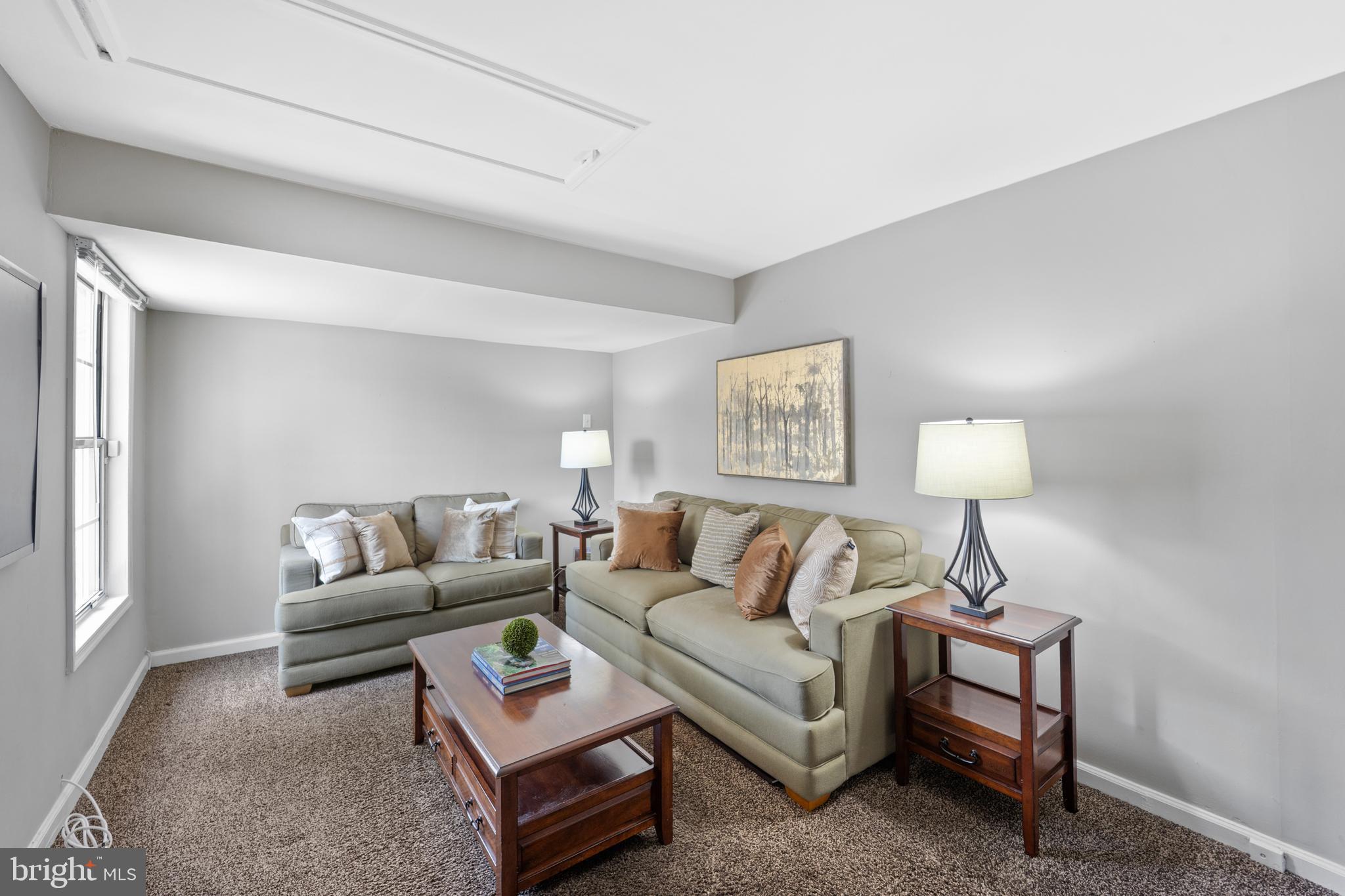 HUNTINGDON BROOK - Residential