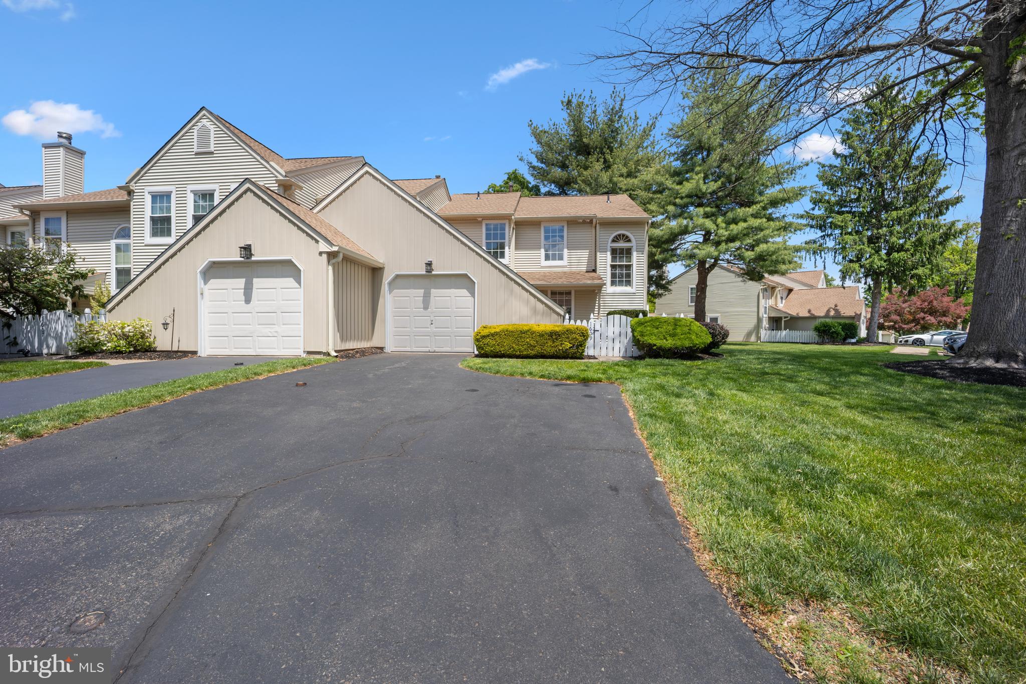 HUNTINGDON BROOK - Residential