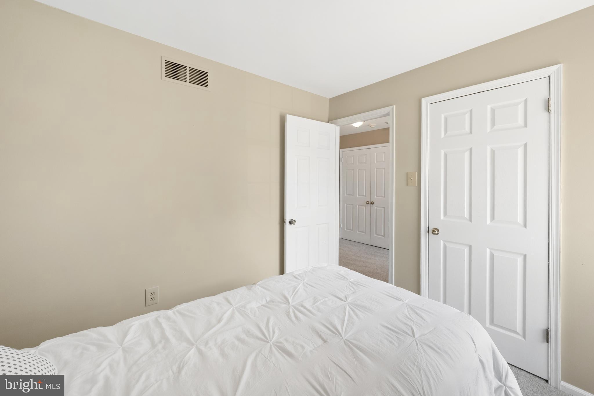 HUNTINGDON BROOK - Residential