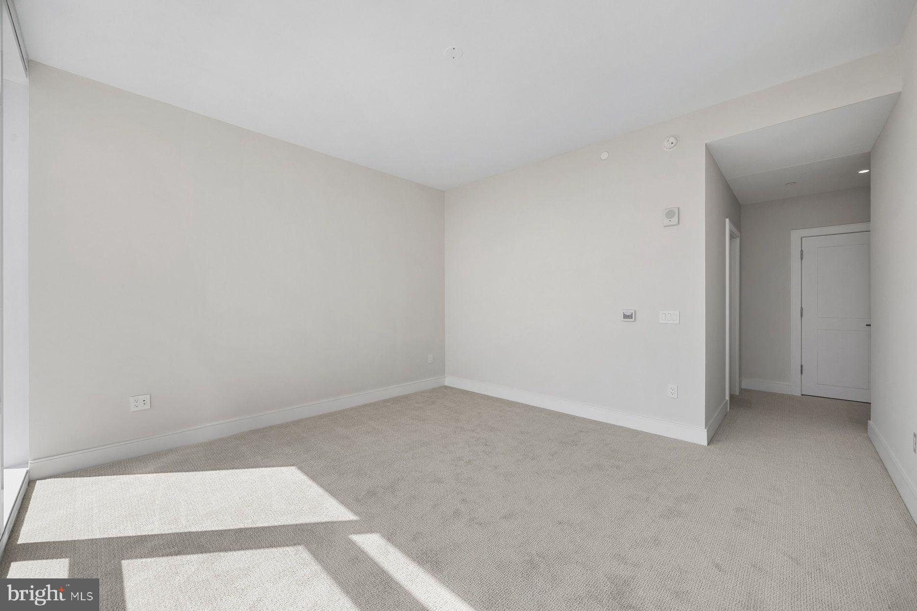 AVENUE OF THE ARTS - Residential