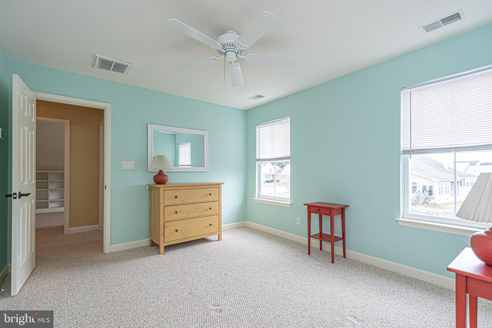 SWANN COVE - Residential