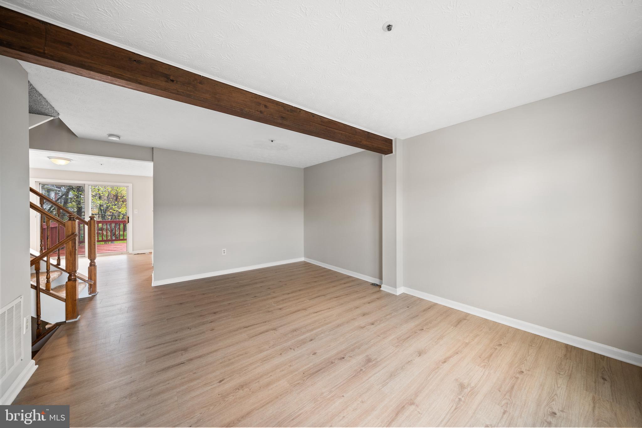 NORTH CREEK - Residential