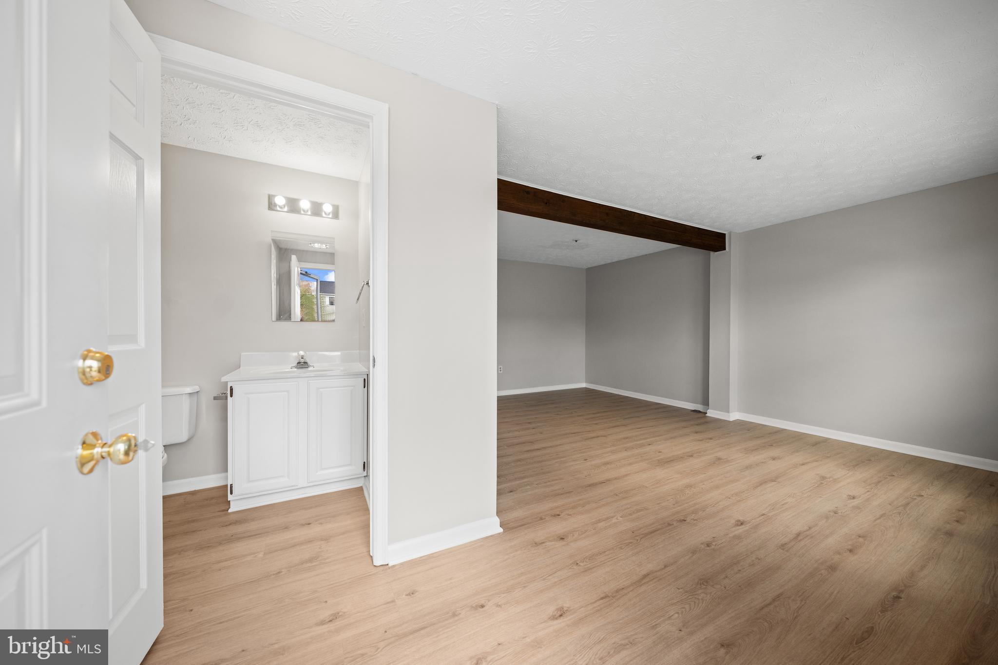 NORTH CREEK - Residential