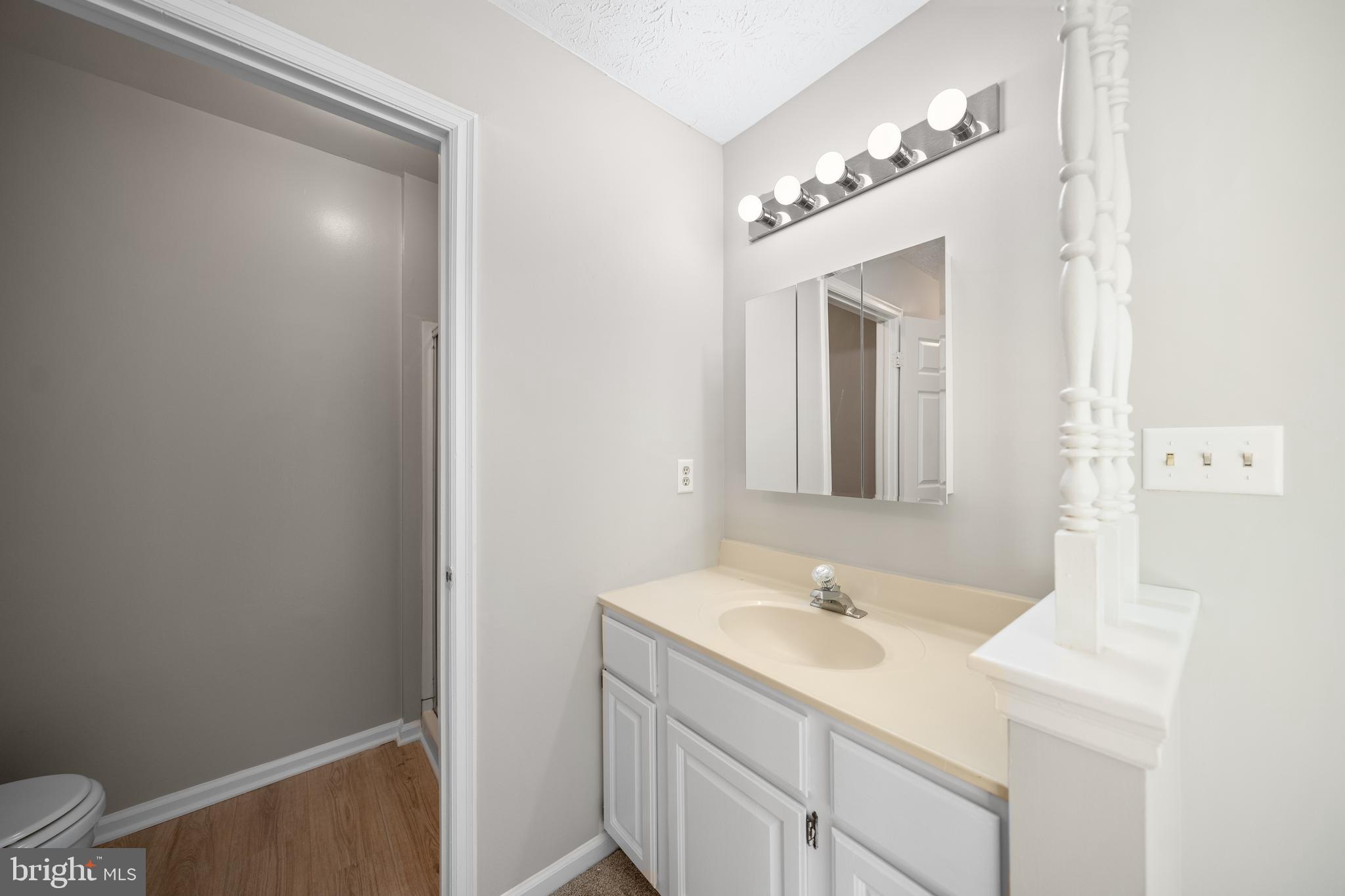 NORTH CREEK - Residential