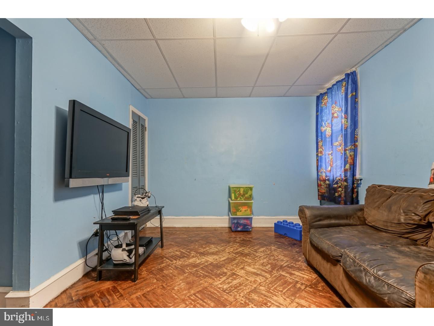 MAYFAIR (WEST) - Residential Income
