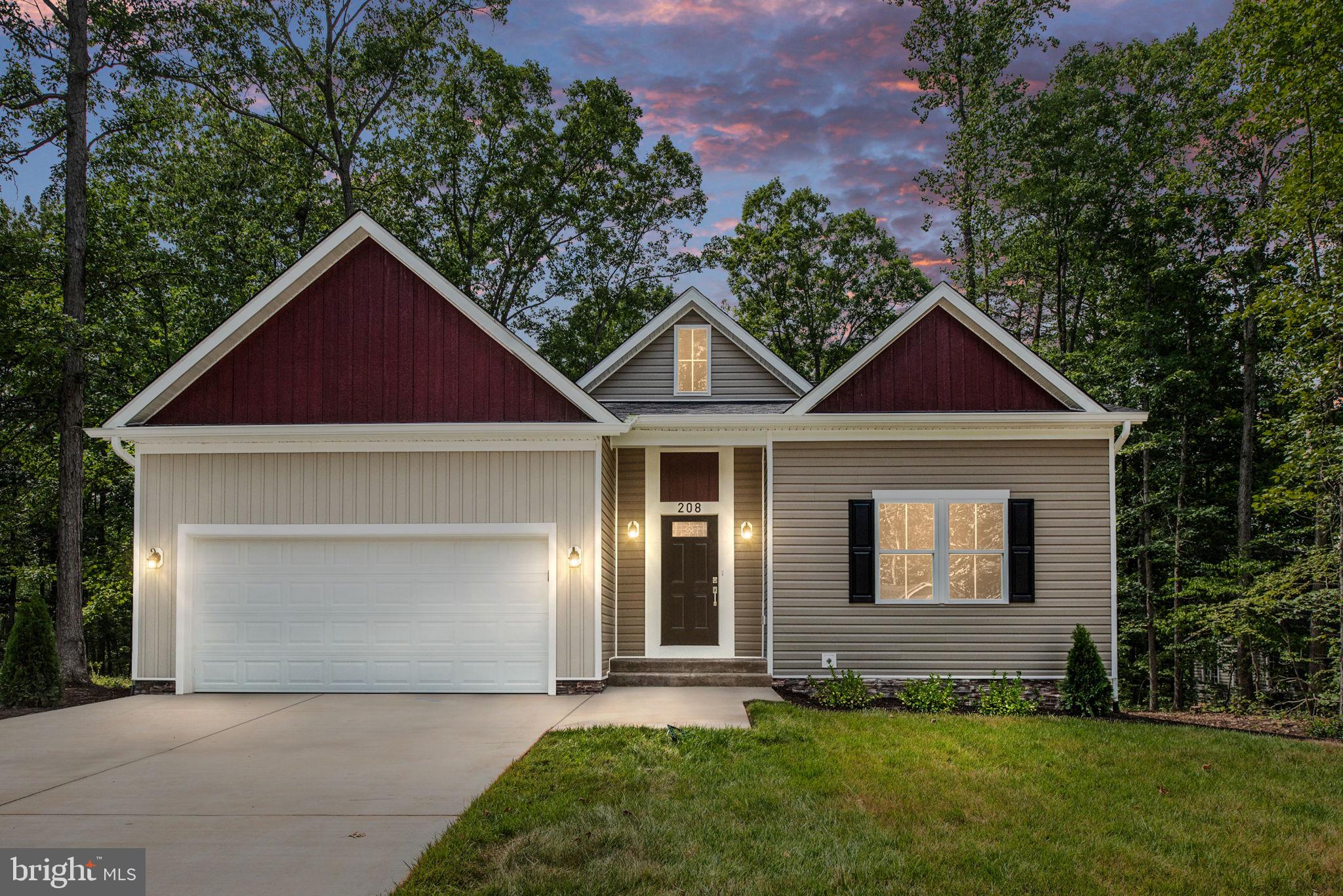 Beautiful new colonial rambler house! One story living - Master bedroom suite plus two bedrooms, elegant finishes along fireplace and throughout the house. Over 3,200 Sq/ft living space. Amazing upgraded kitchen including quartz countertops with matching quartz backsplash and stainless steel appliances. 2-car garage, concrete driveway, stamped concrete porch and an amazing trex composite deck with vynil railings. Do not miss out on this one.