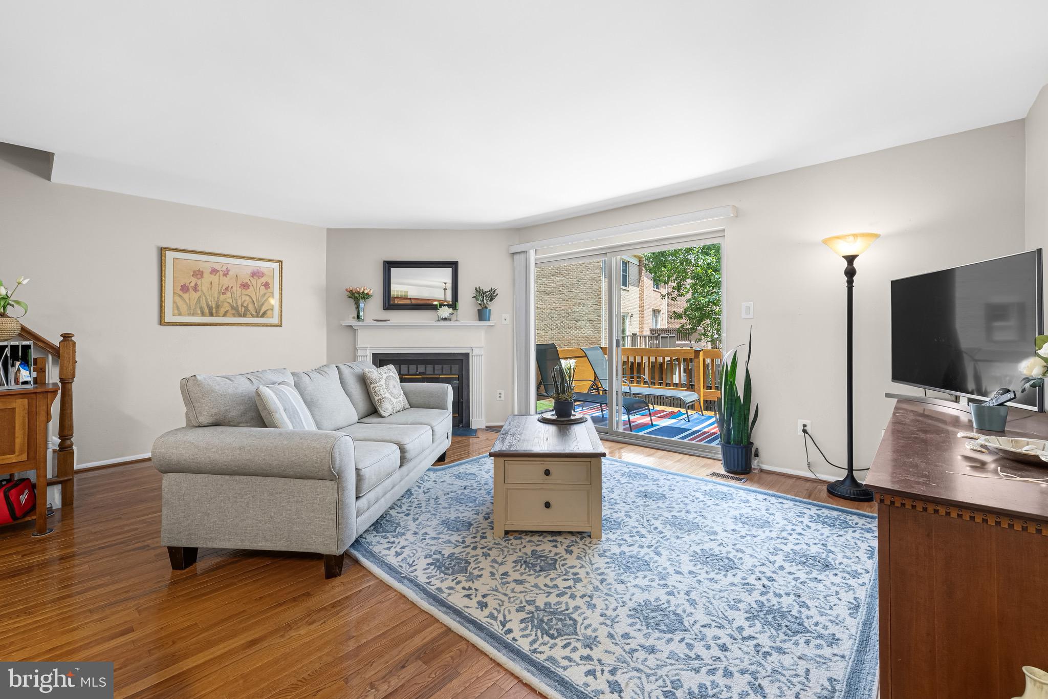 LOVETON FARMS - Residential