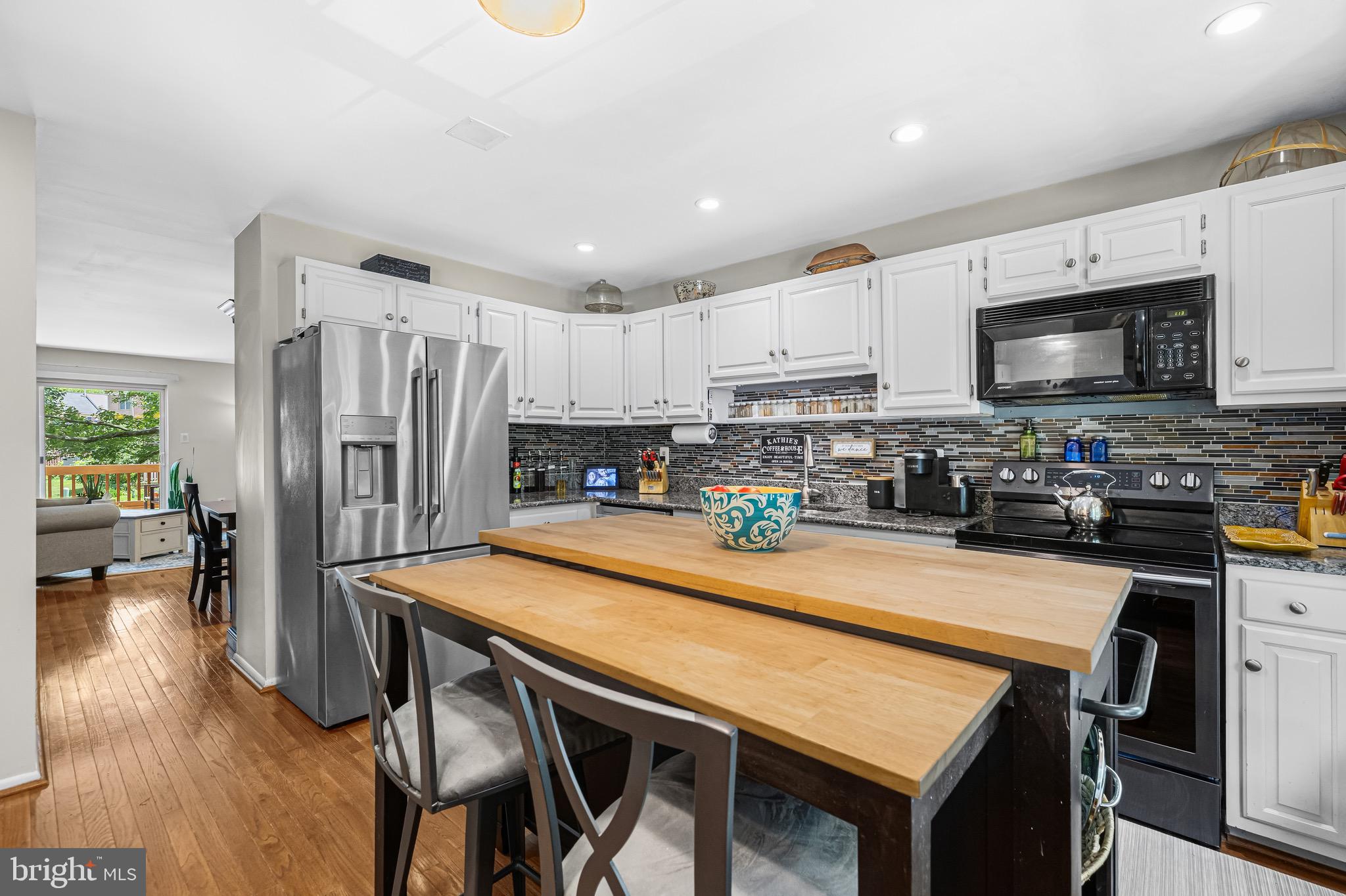 LOVETON FARMS - Residential