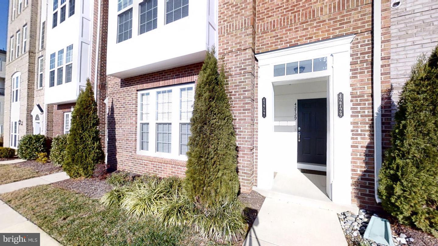 Welcome to your new home in the heart of Ashburn, VA! This stunning three-bedroom, 2.5-bathroom condominium delivers a blend of luxury and comfort nestled within a vibrant district abundant with amenities. This pet-friendly unit boasts a generous 1512 square feet of living space, perfect for comfortable urban living.

Key Property Features: 
Constructed in 2015, this condominium exudes urban elegance. The heart of this home is the open floor layout accentuated by ample natural light streaming in through the large windows. Polished hardwood flooring throughout creates a warm and inviting ambience. With three spacious bedrooms, you'll enjoy plenty of space and privacy. The added convenience of having a dedicated parking spot cannot be overstated.

Utilities and Amenities:
The range of shared amenities available adds to the richness of this offering. Spend your summers lounging by the community pool or enjoy some downtime in the shared outdoor space. The unit also supports your daily living needs with a garbage disposal, washer, and dryer.

Located just minutes from great dining options, you can look forward to fulfilling your culinary desires right in your neighborhood. Residents with families will appreciate the nearby Stone Bridge High School, Belmont Station Elementary School, and the Virginia Academy, all within a 10-minute radius. Healthcare needs are easily met, thanks to the Inova Loudoun Hospital just a 10-minute drive away. 

Experience the perfect blend of comfortable living and convenience right here in Ashburn. Call today to schedule your tour of this beautiful condominium and explore what your new home has to offer.
