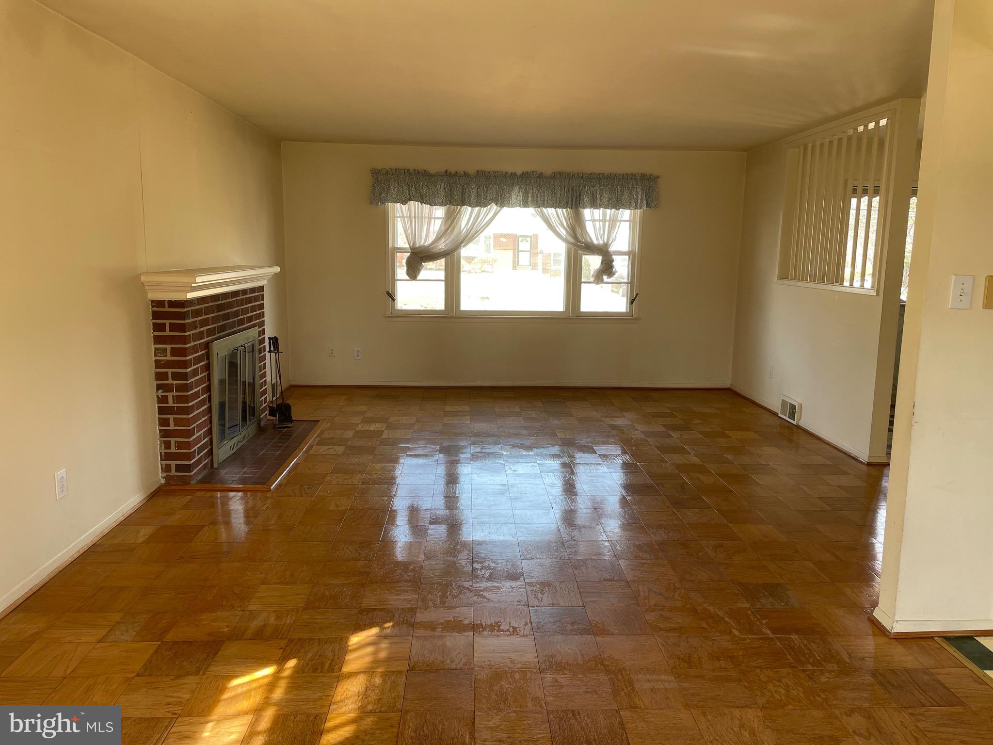 EDSALL PARK - Residential