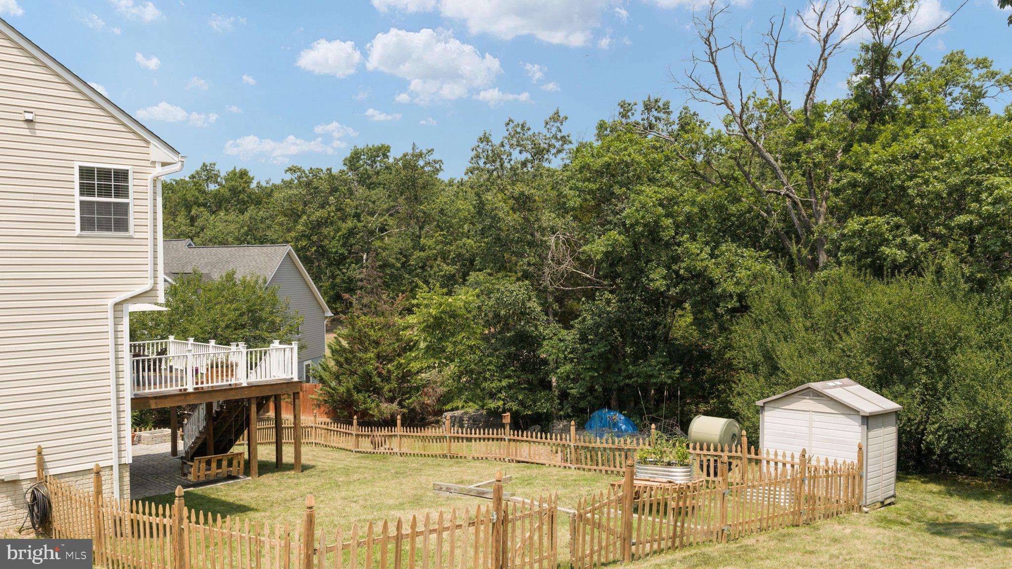 CRYSTAL HILL - Residential