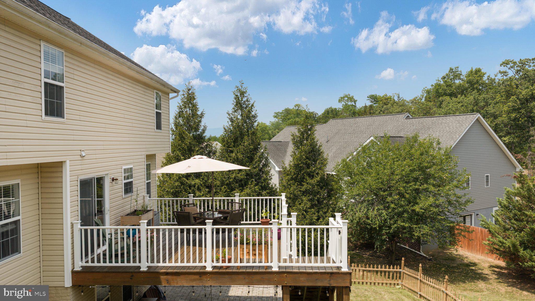 CRYSTAL HILL - Residential