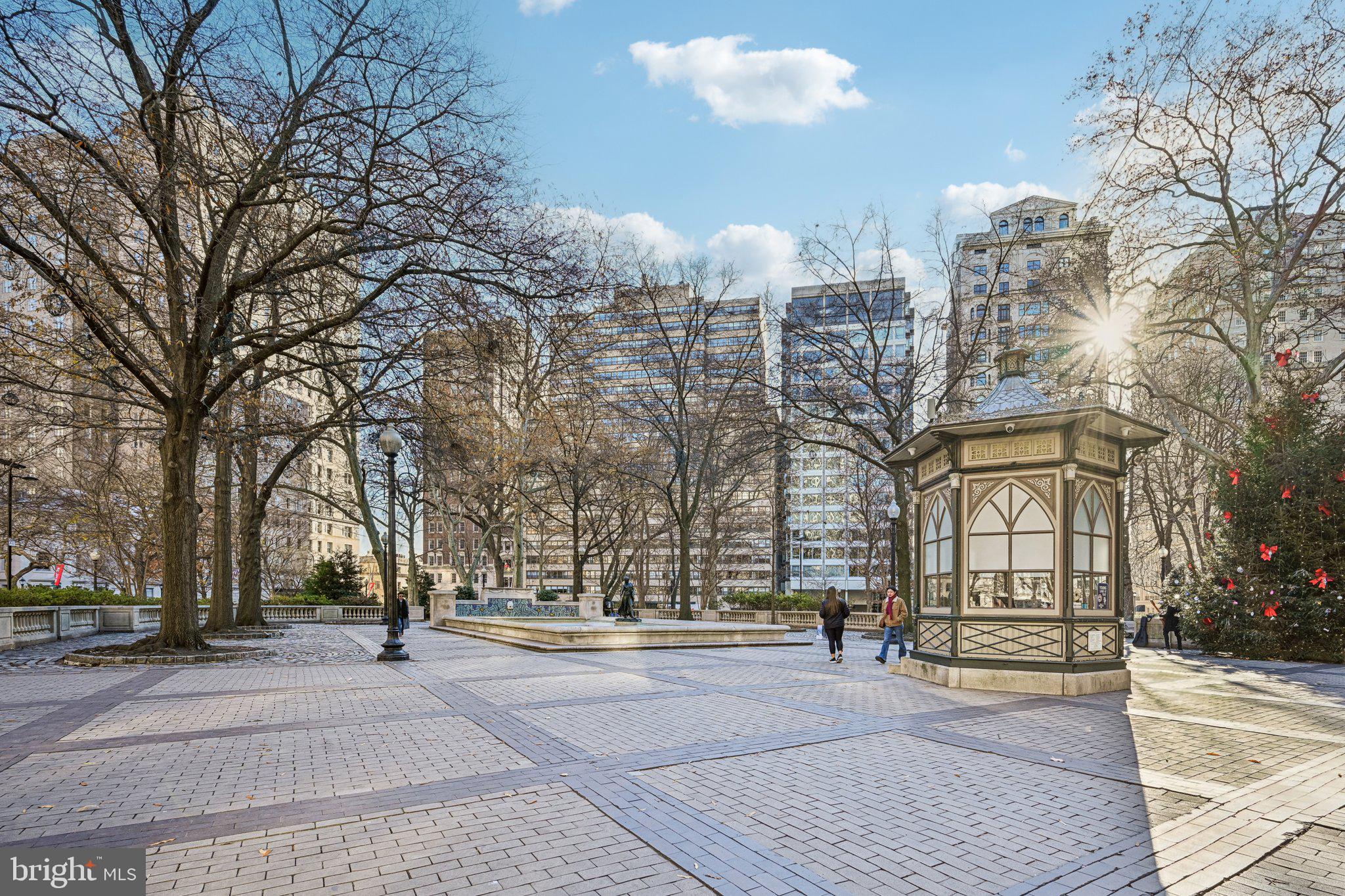 RITTENHOUSE SQUARE - Residential