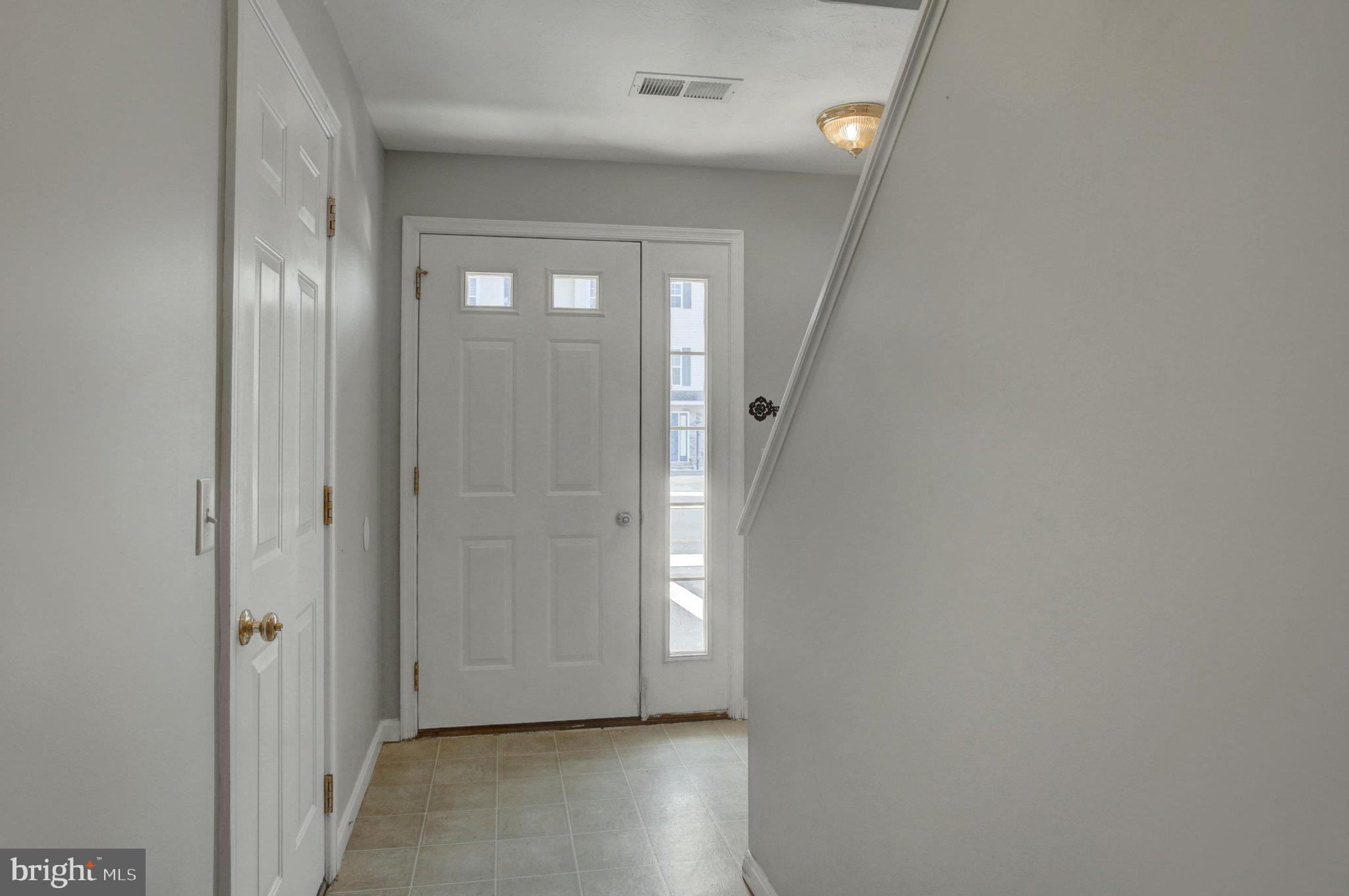 MOUNTAIN SHADOWS CT - Residential