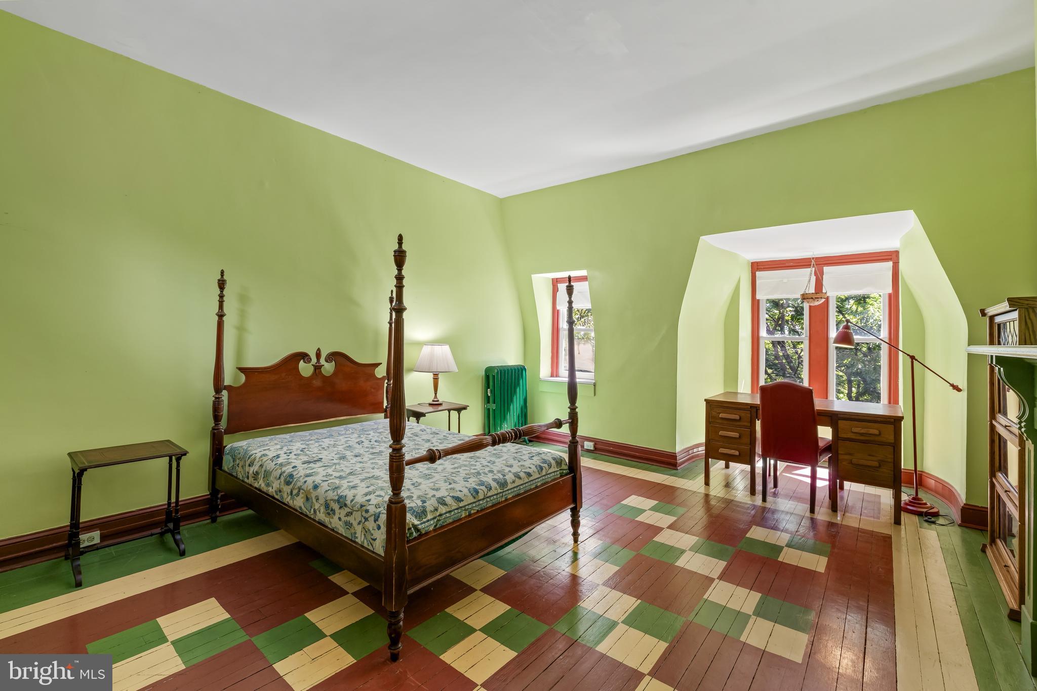 RESERVOIR HILL - Residential