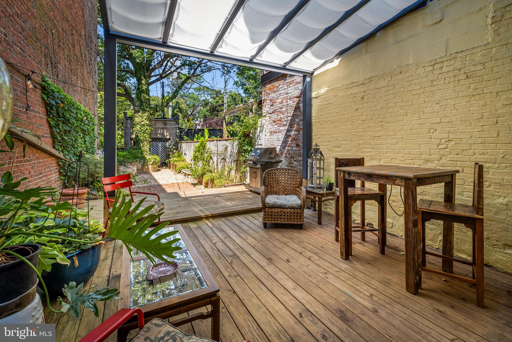 RESERVOIR HILL - Residential