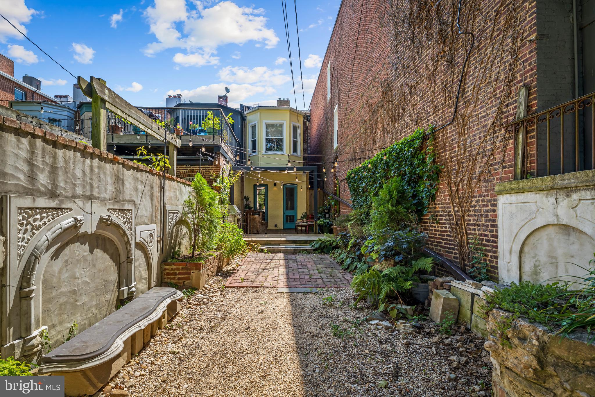 RESERVOIR HILL - Residential