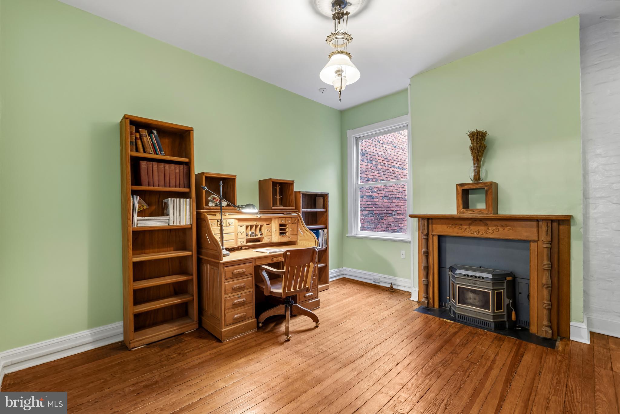 RESERVOIR HILL - Residential