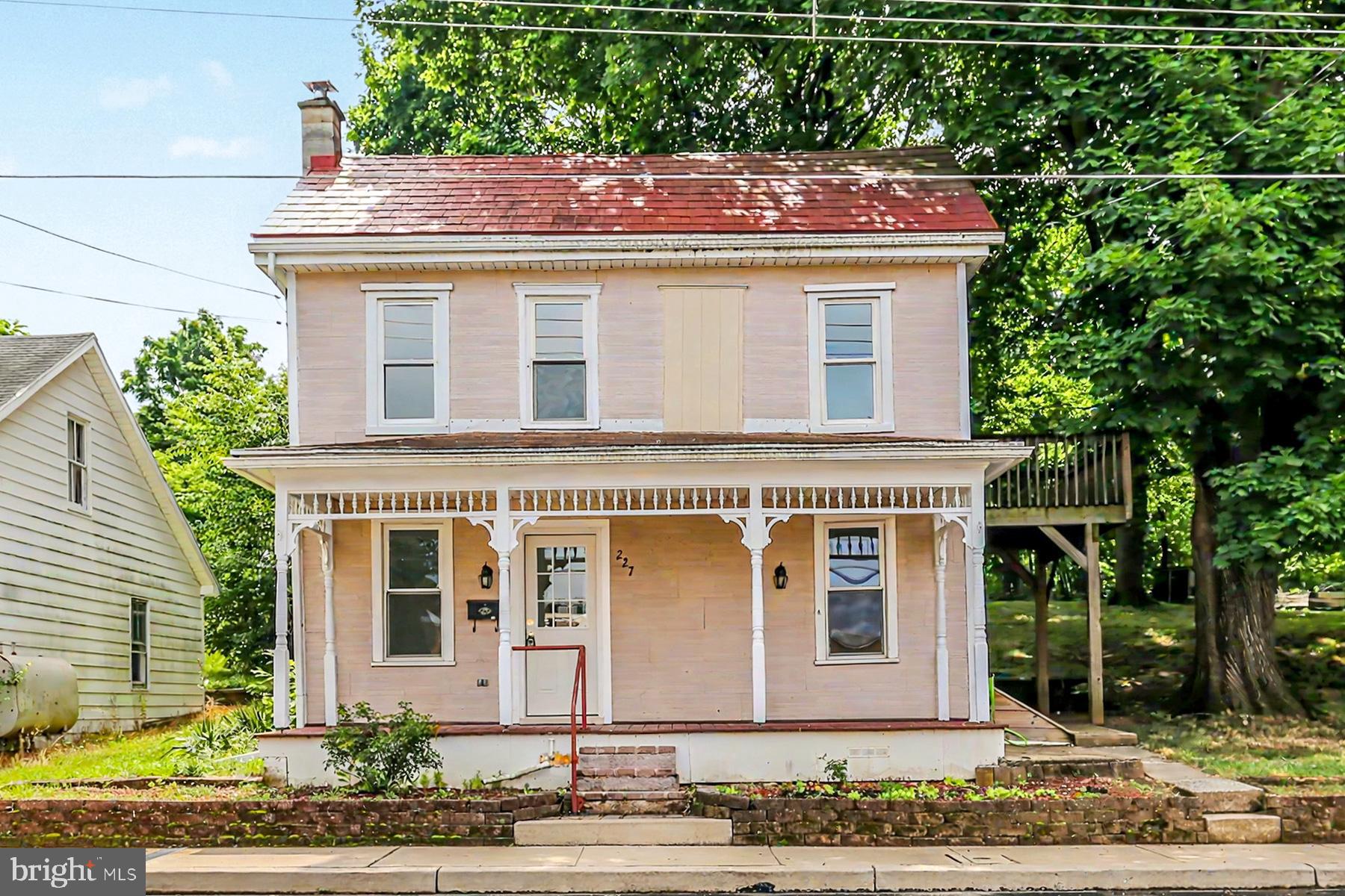 Charming 4-bedroom home situated on nearly a half-acre lot in the Boro of Dillsburg! This inviting property offers the convenience of a first-floor primary bedroom with a full bath, an eat-in kitchen perfect for everyday living, and plenty of outdoor space to enjoy. Relax on the spacious front porch or step out onto the private deck accessible from one of the second-floor bedrooms. Conveniently located just minutes from Route 15, providing easy access to shopping, dining, schools, and commuting routes. A wonderful opportunity to make this home your own!
