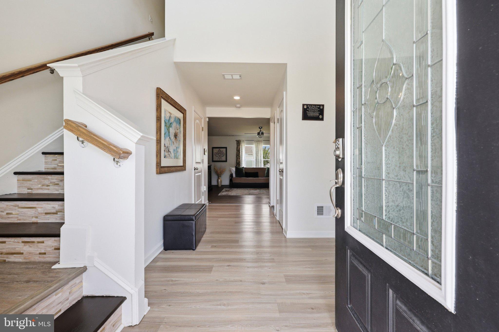 MCGINNIS POINT - Residential