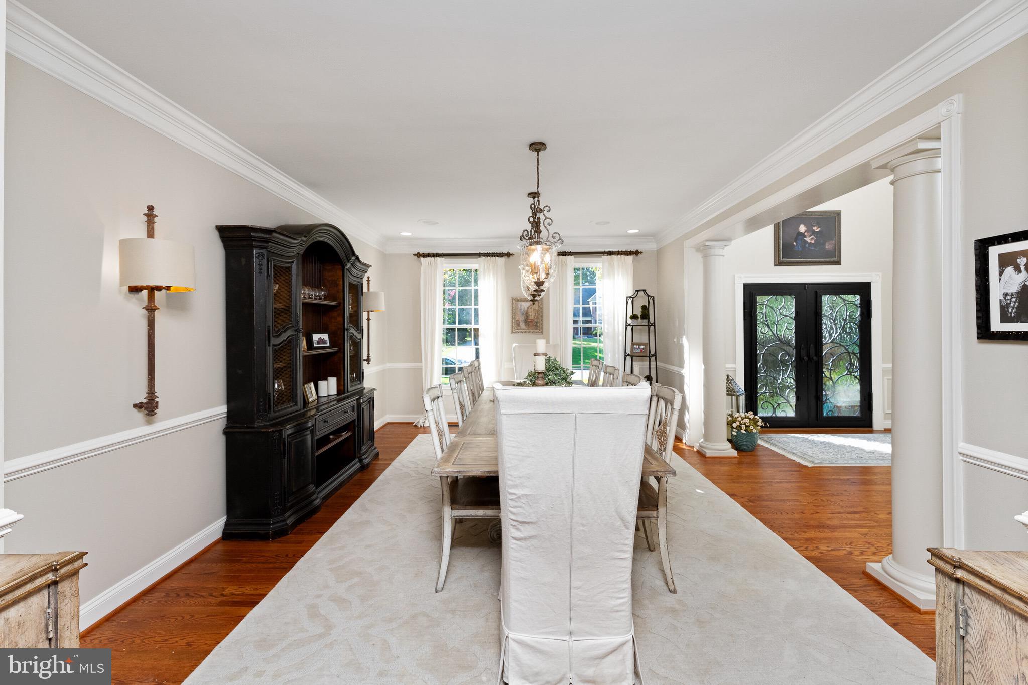 OAKTON CHASE - Residential