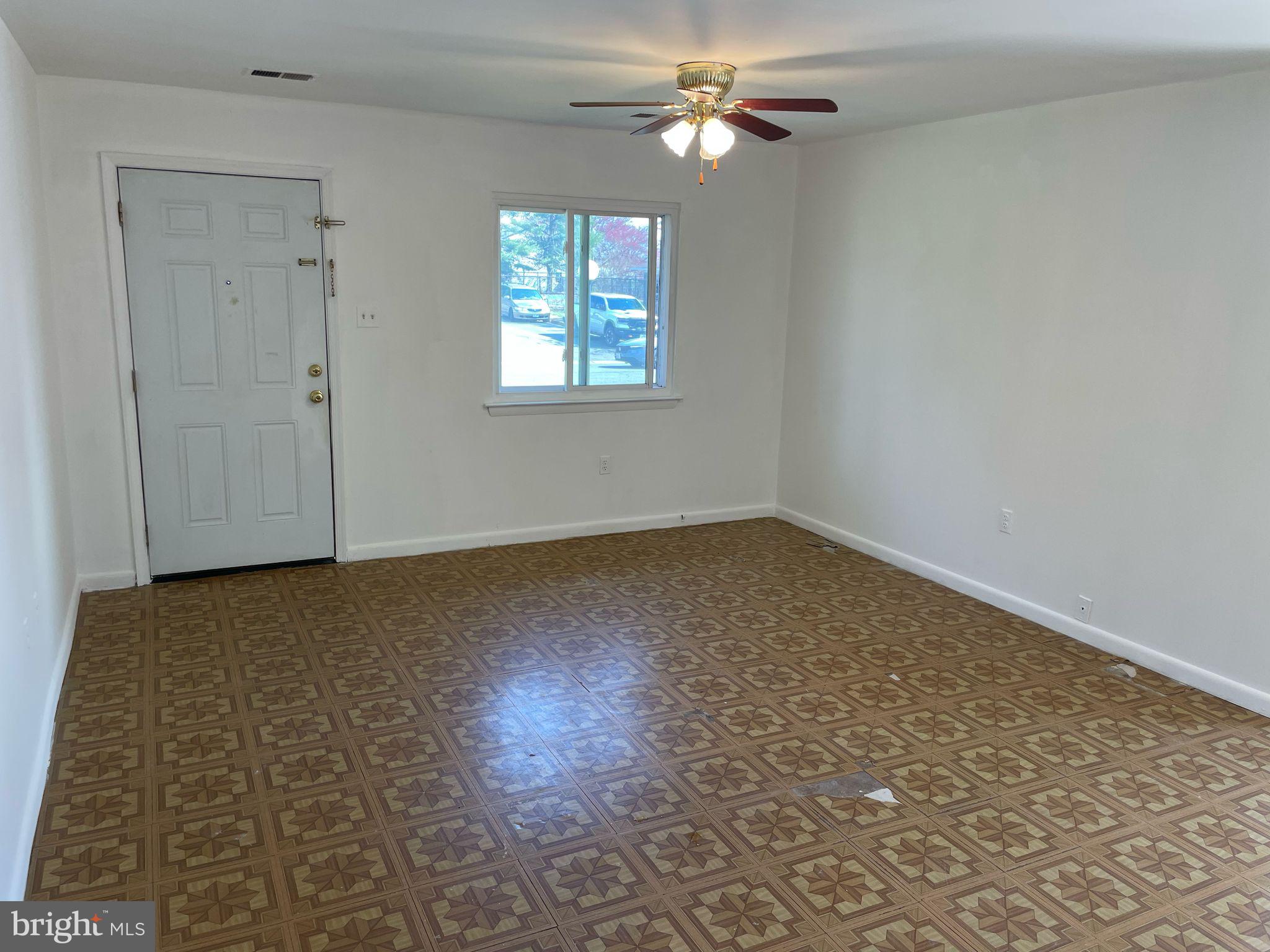 PINEWOOD PARK - Residential